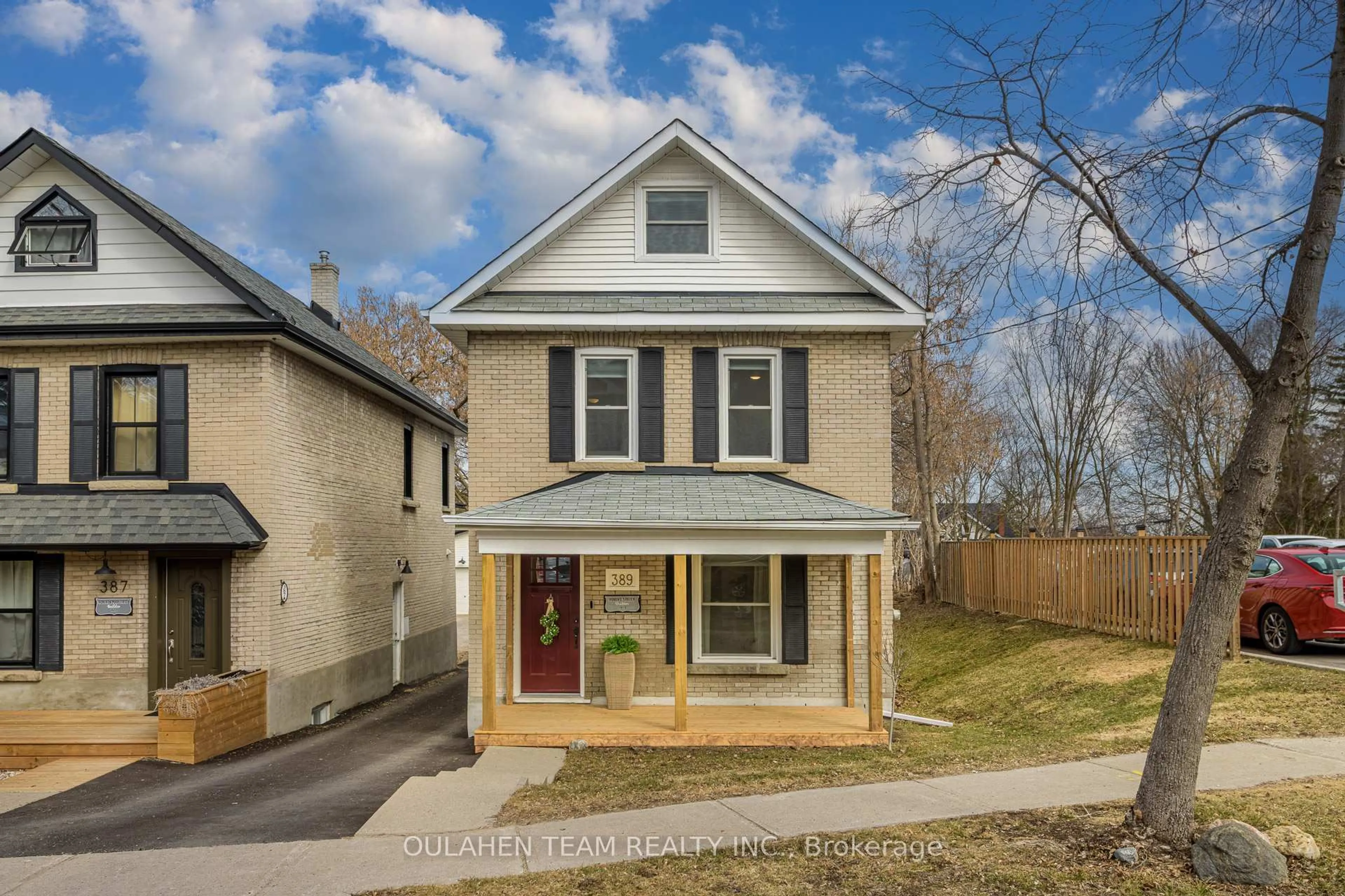 Unknown for 389 Ontario St, Newmarket Ontario L3Y 2K5