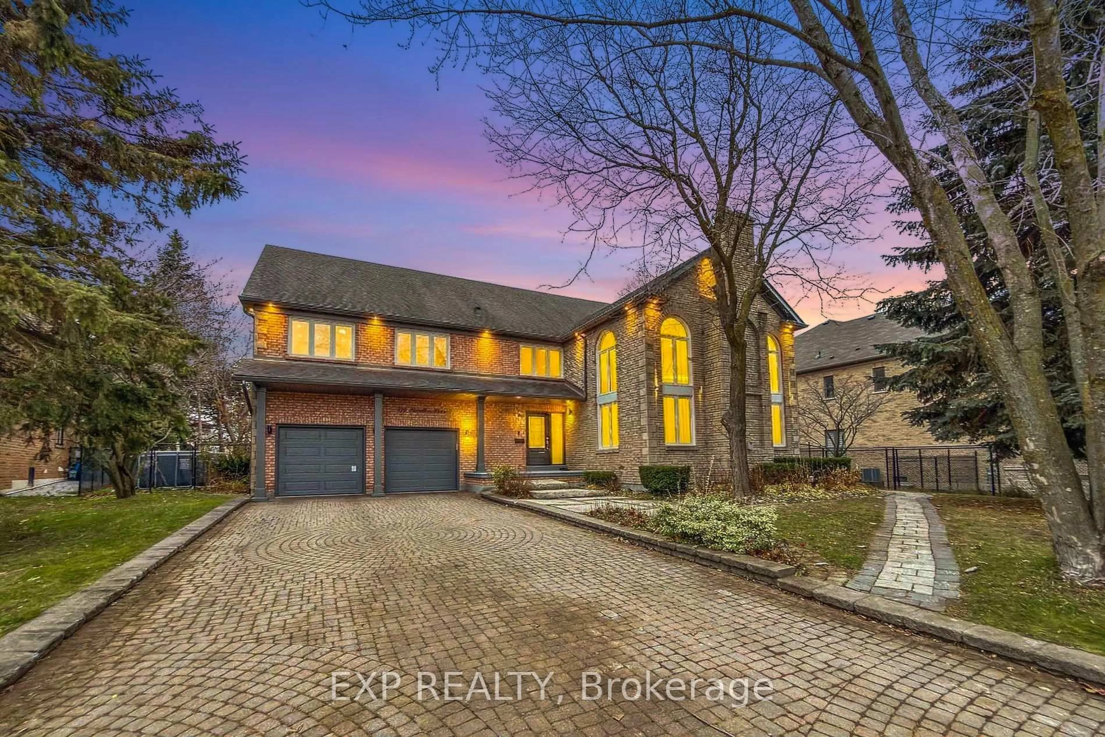 Home with brick exterior material, street for 870 Robellino Crt, Newmarket Ontario L3X 1L5