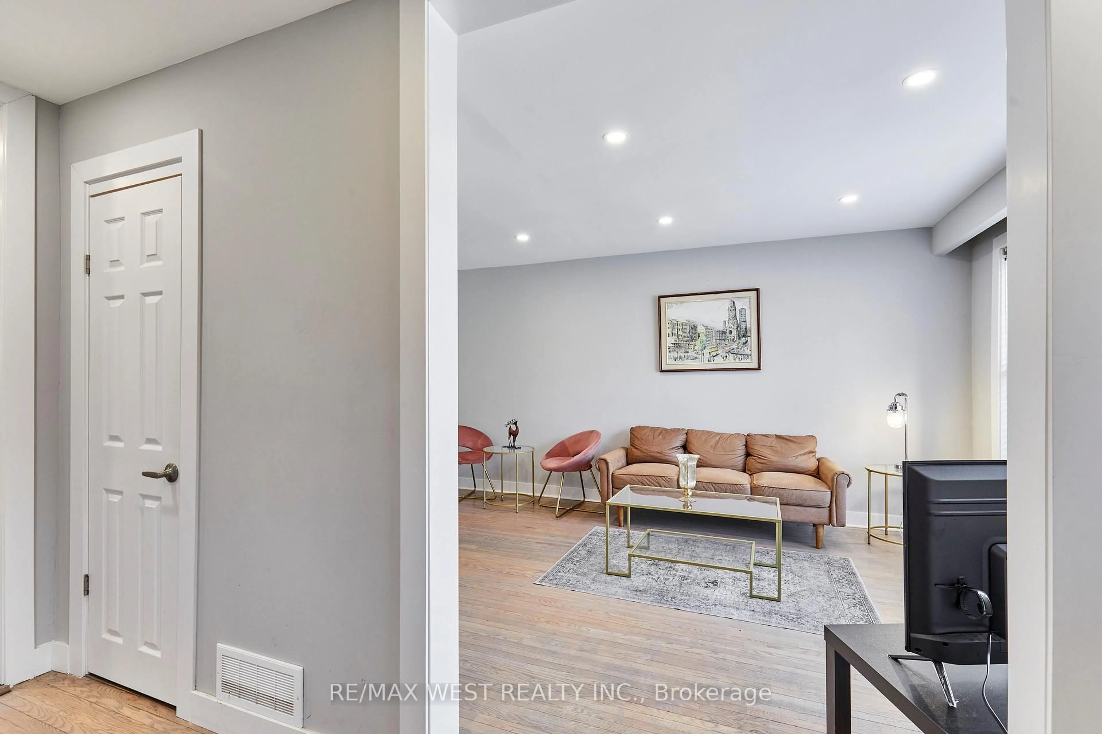 Unknown for 20 Mill St, Markham Ontario L3P 1K9