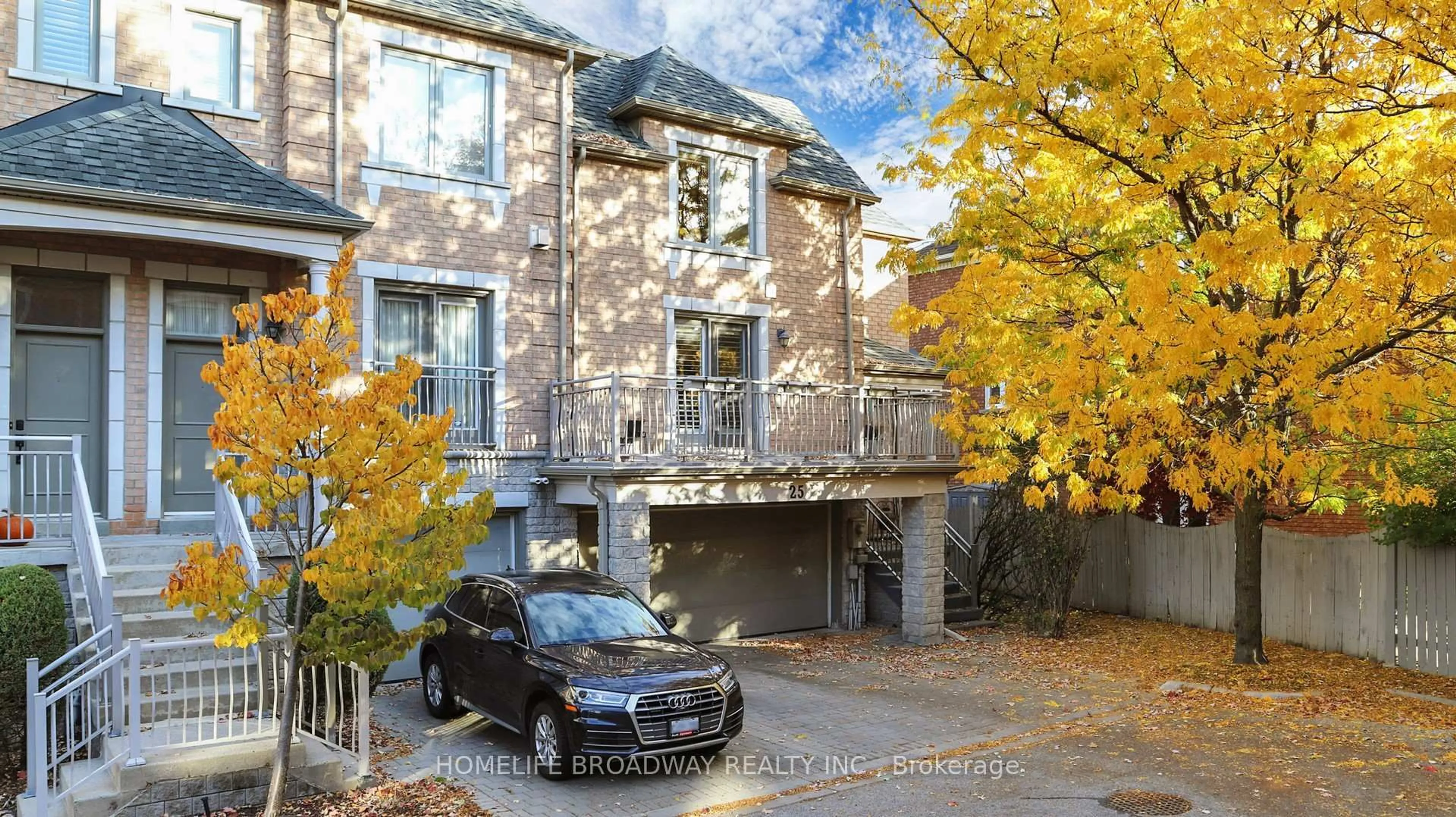 Home with brick exterior material, street for 9133 Bayview Ave #TH25, Richmond Hill Ontario L4B 4C5