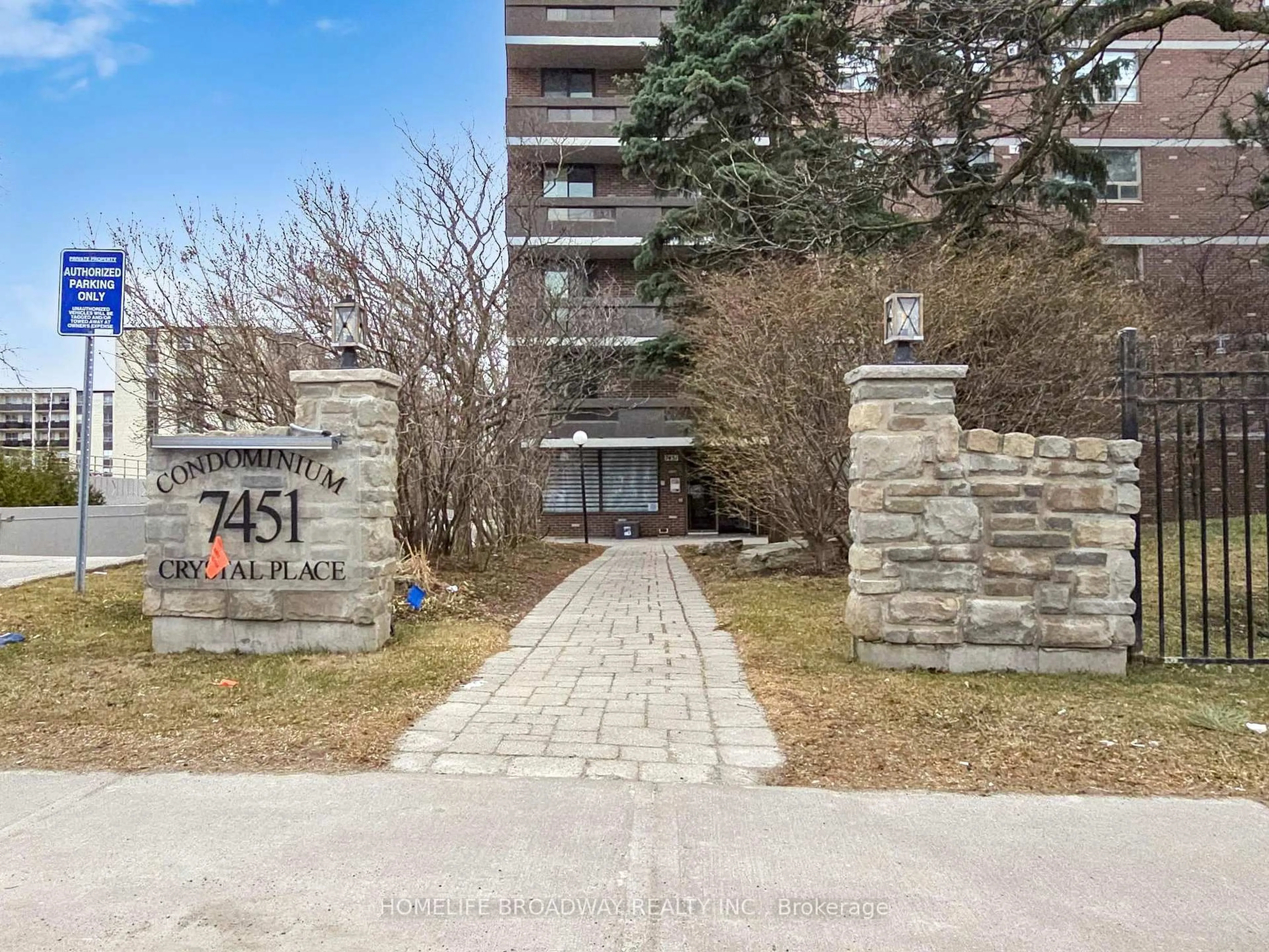 Unknown for 7451 Yonge St #504, Markham Ontario L3T 2B4