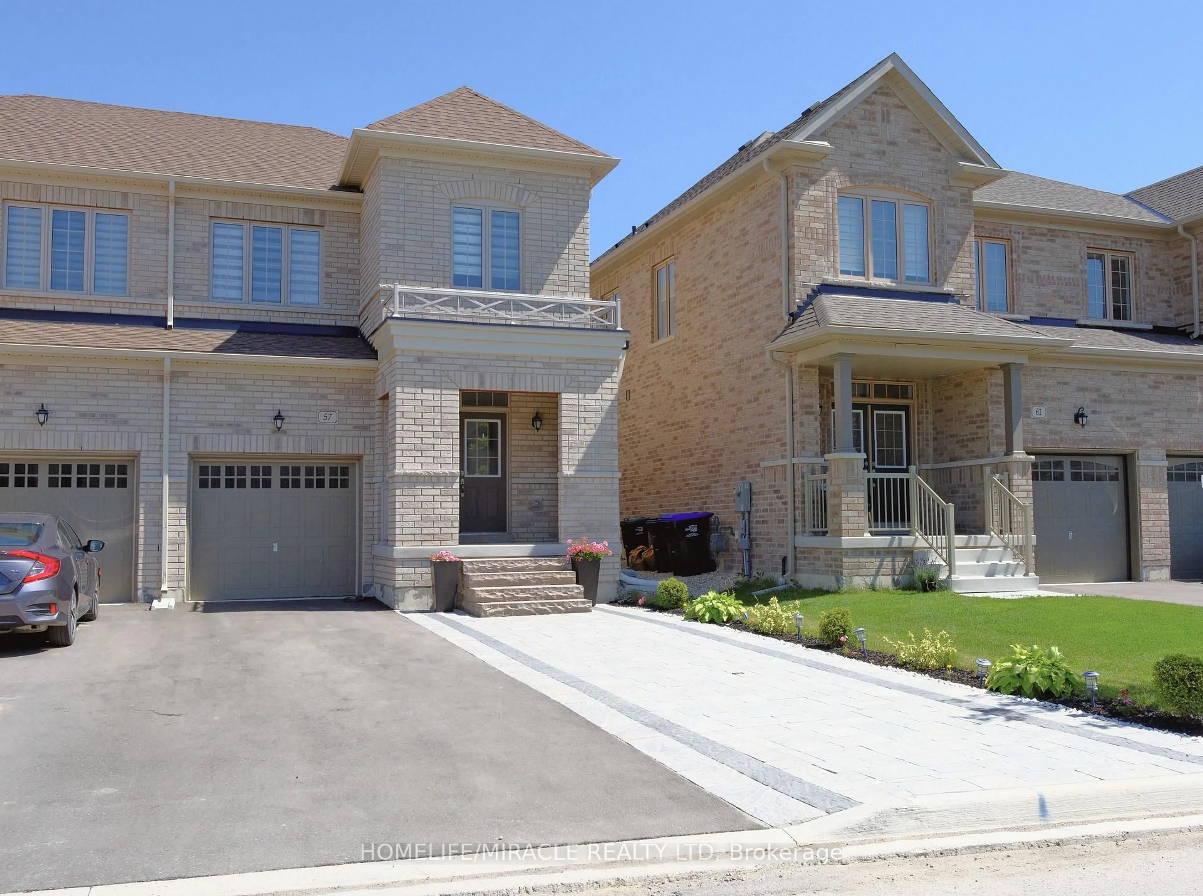 Home with brick exterior material, street for 57 FERRAGINE Cres, Bradford West Gwillimbury Ontario L3Z 4K2