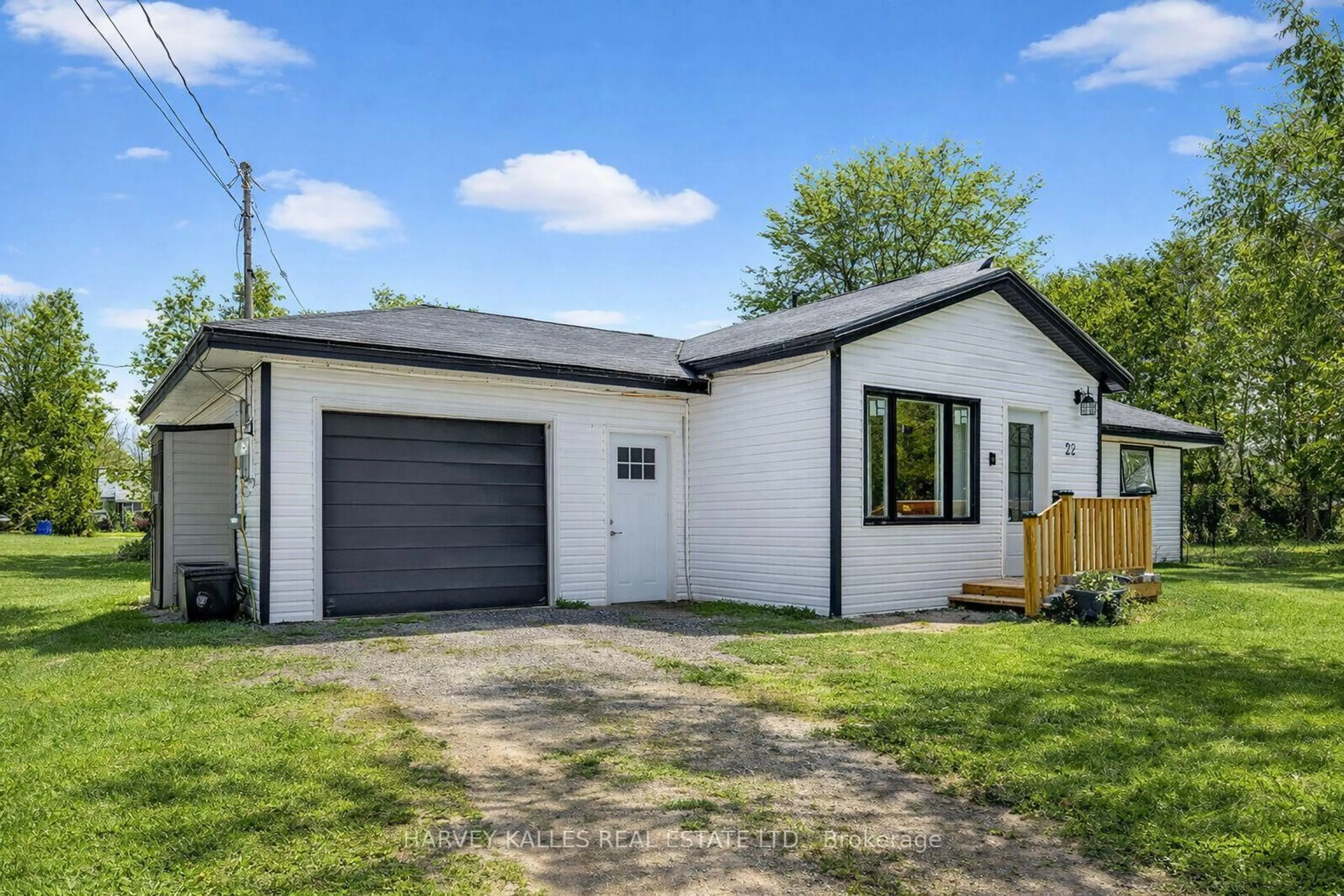 Home with vinyl exterior material, street for 22 Second St, Georgina Ontario L0E 1E0