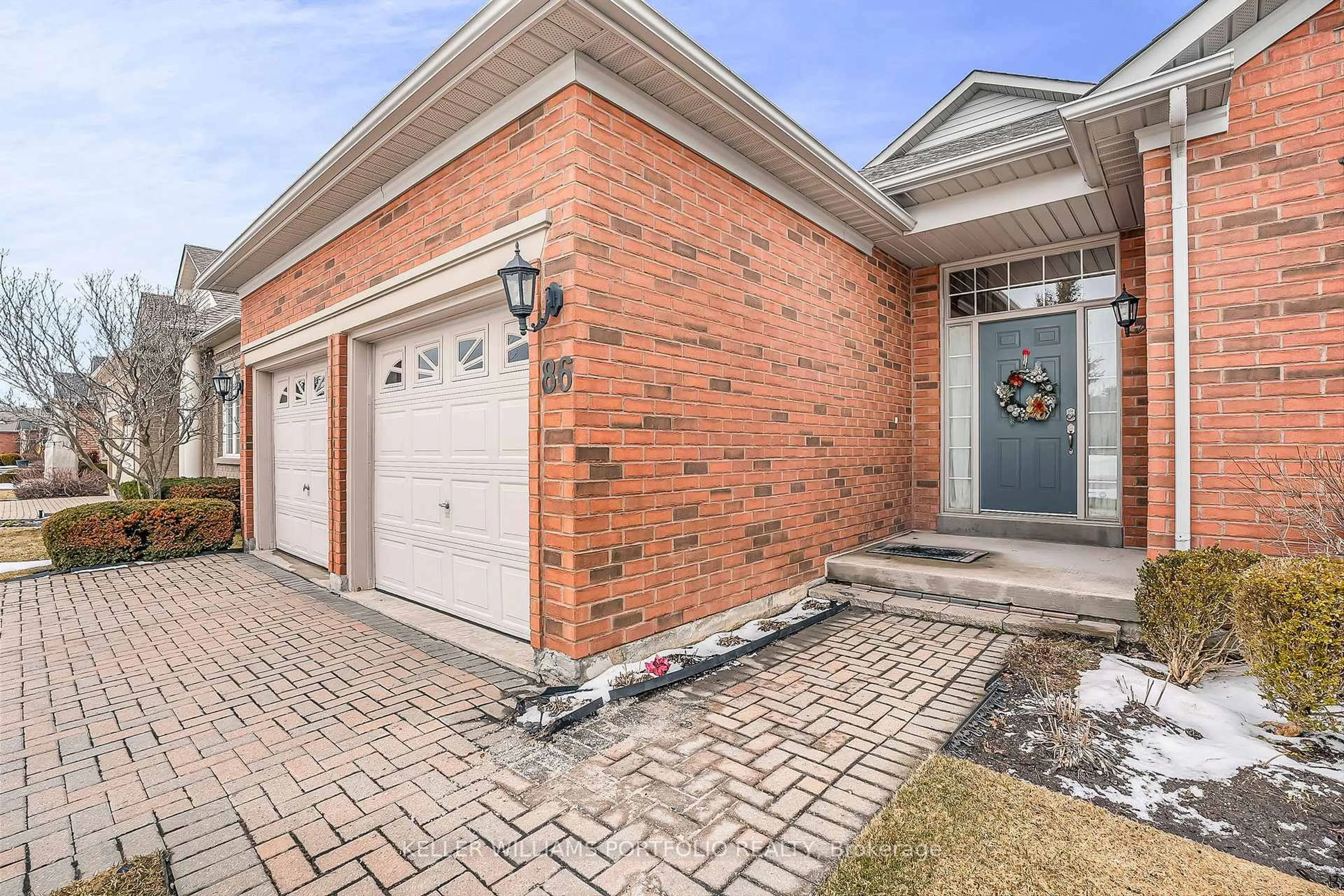 Home with brick exterior material, street for 86 Legendary Tr, Whitchurch-Stouffville Ontario L4A 1N6