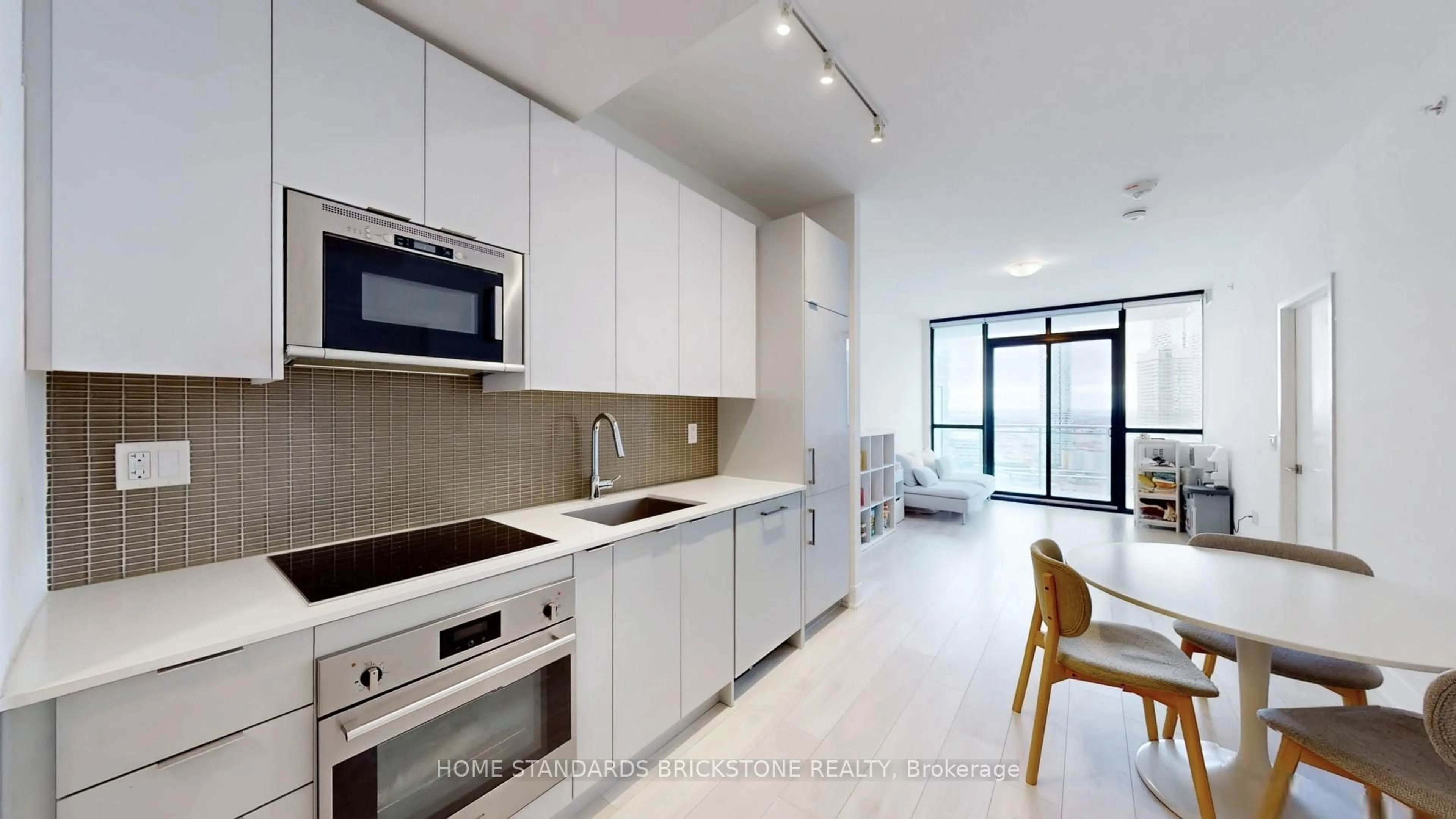 Standard kitchen, ceramic/tile floor for 2908 Highway 7 #2306, Vaughan Ontario L4K 0K5