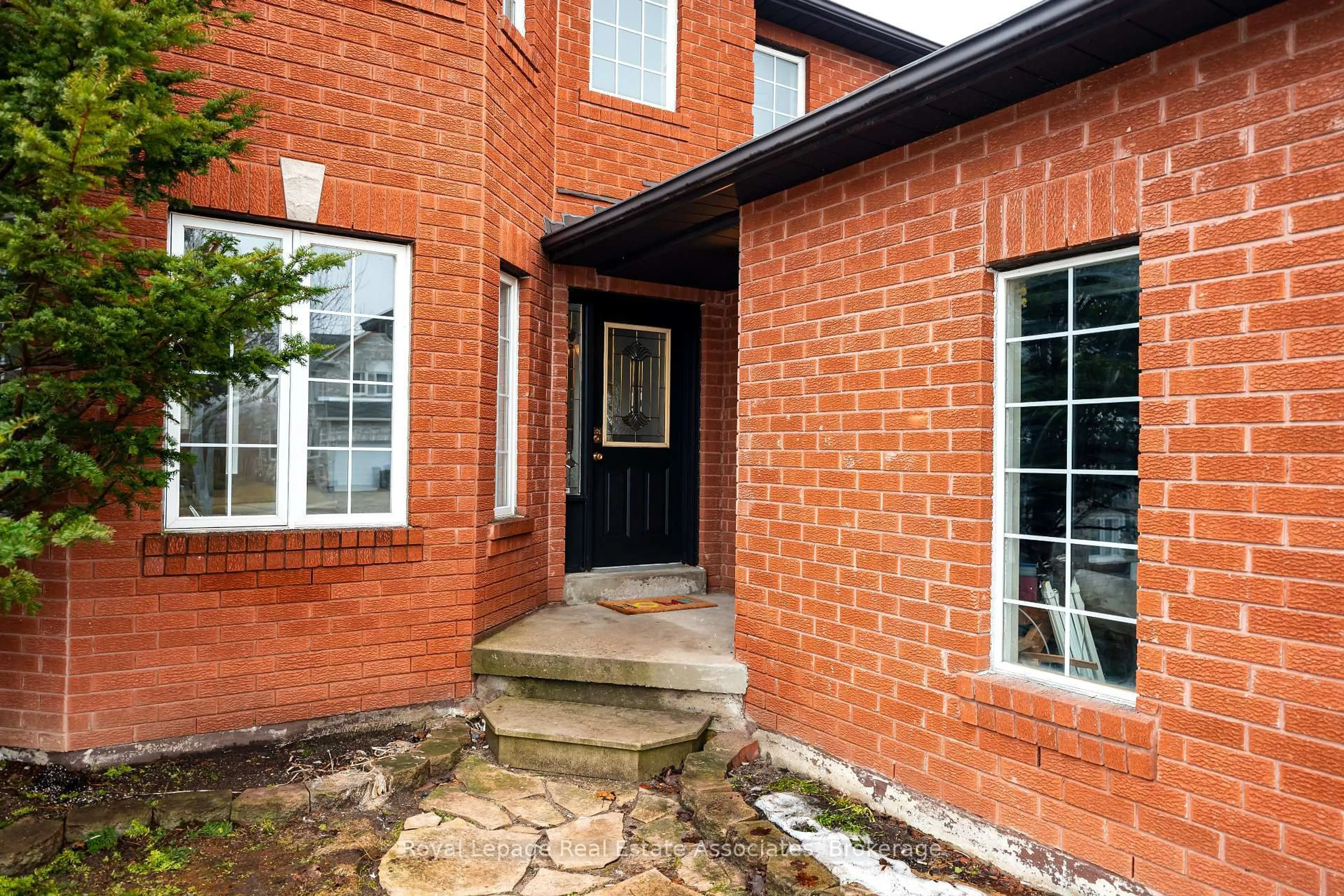 Home with brick exterior material, street for 1101 Corrie St, Innisfil Ontario L9S 1T7
