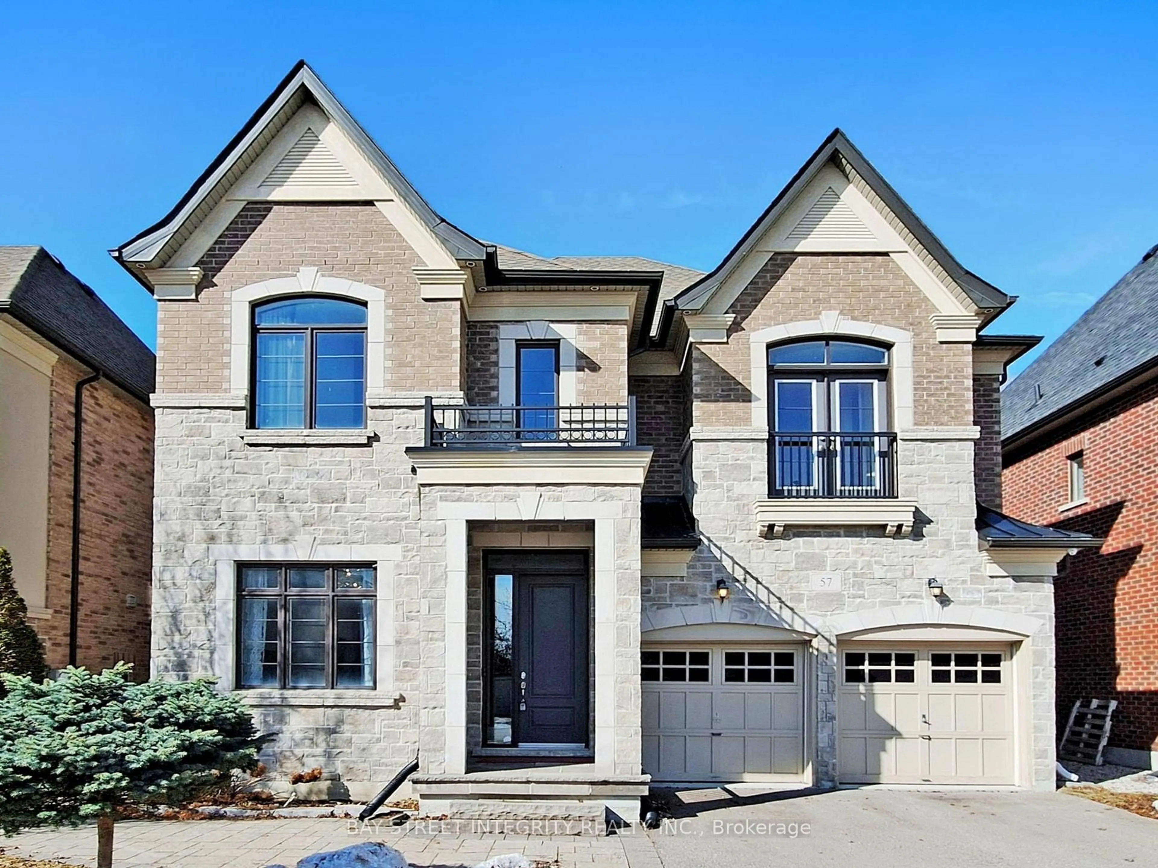 Home with brick exterior material, street for 57 Strawbridge Farm Dr, Aurora Ontario L4G 0L2