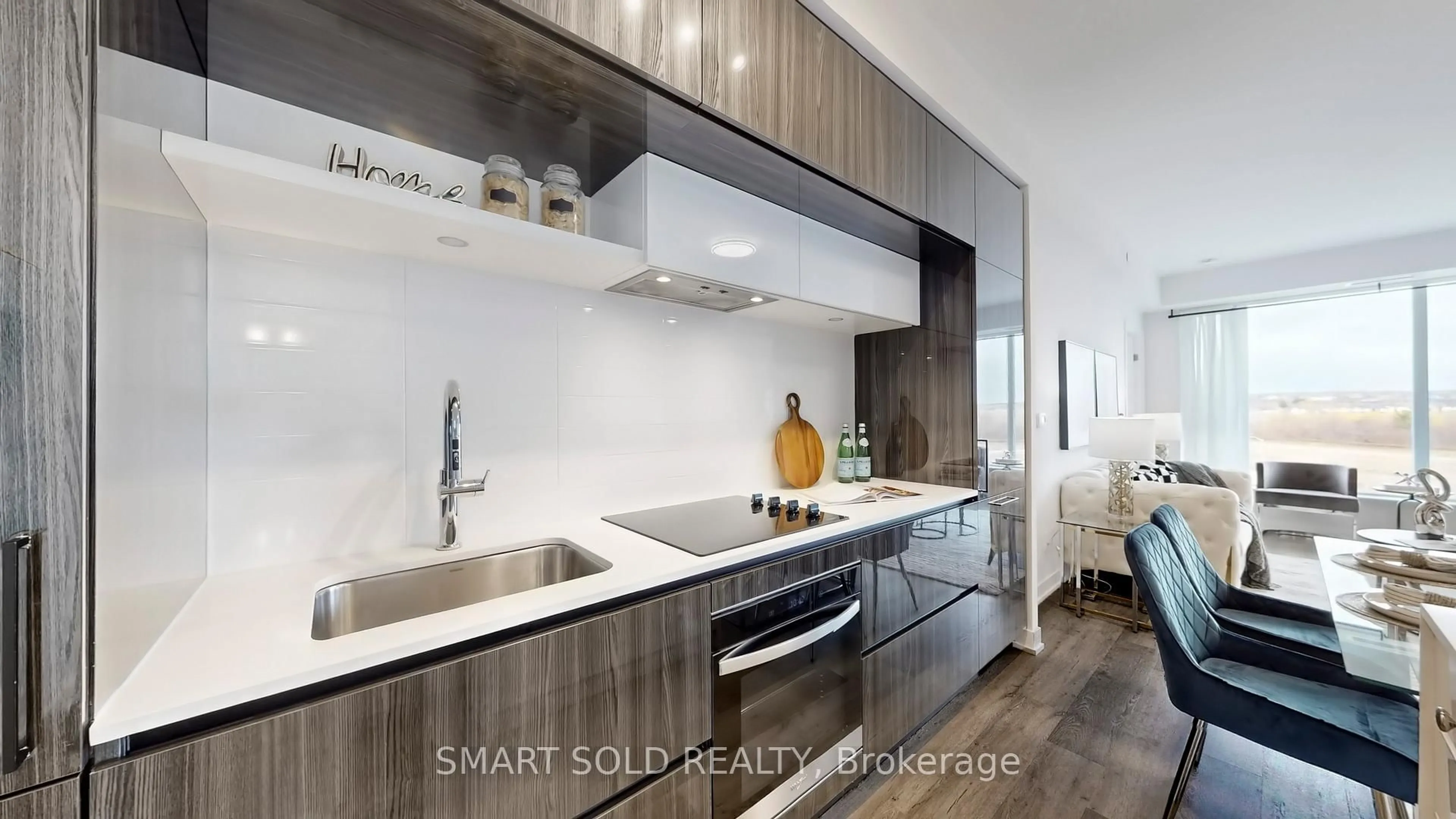 Contemporary kitchen, unknown for 2 David Eyer Rd #626, Richmond Hill Ontario L4S 0N6