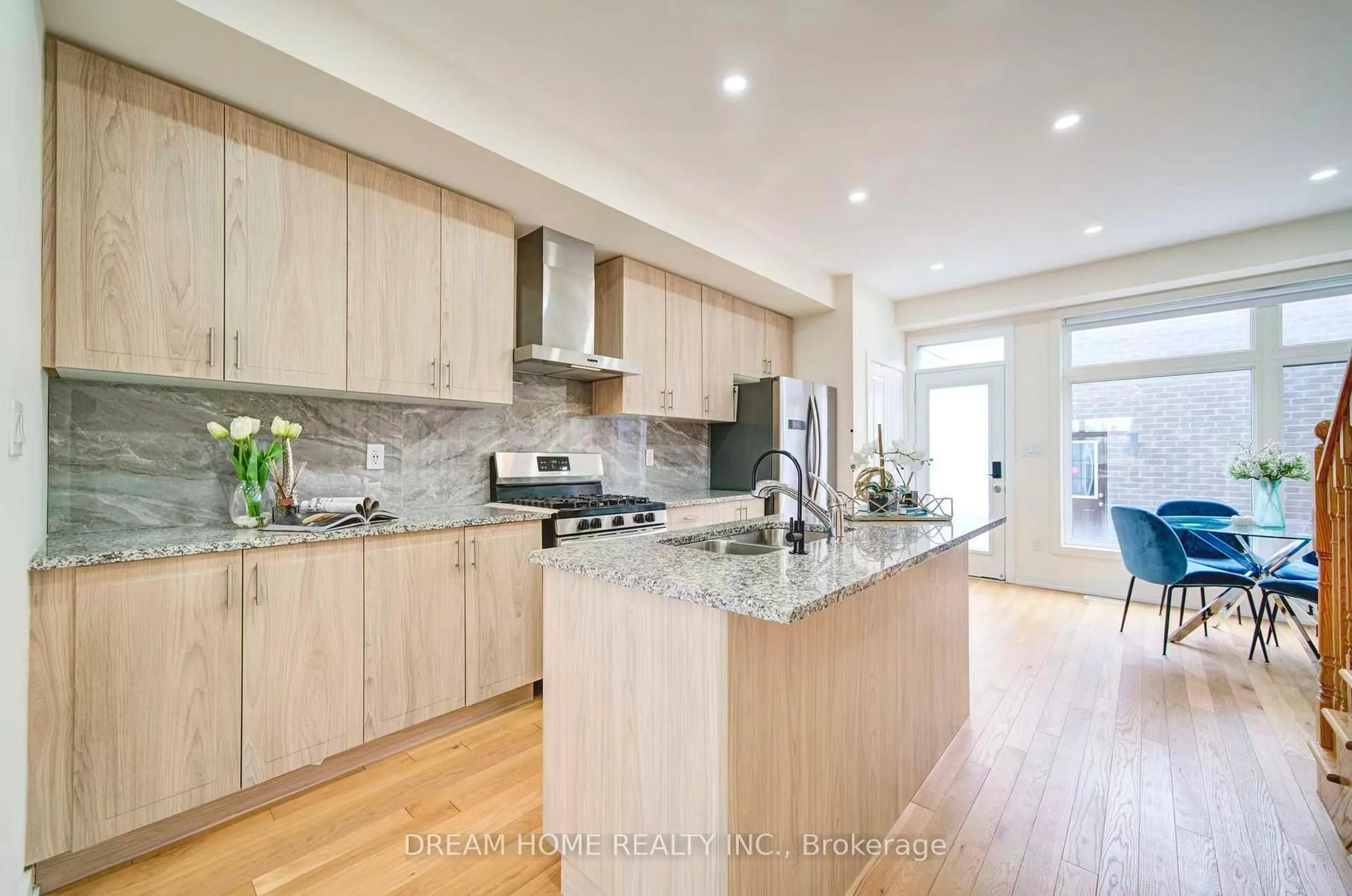 Open concept kitchen, unknown for 2190 Donald Cousens Pkwy, Markham Ontario L6B 1P1