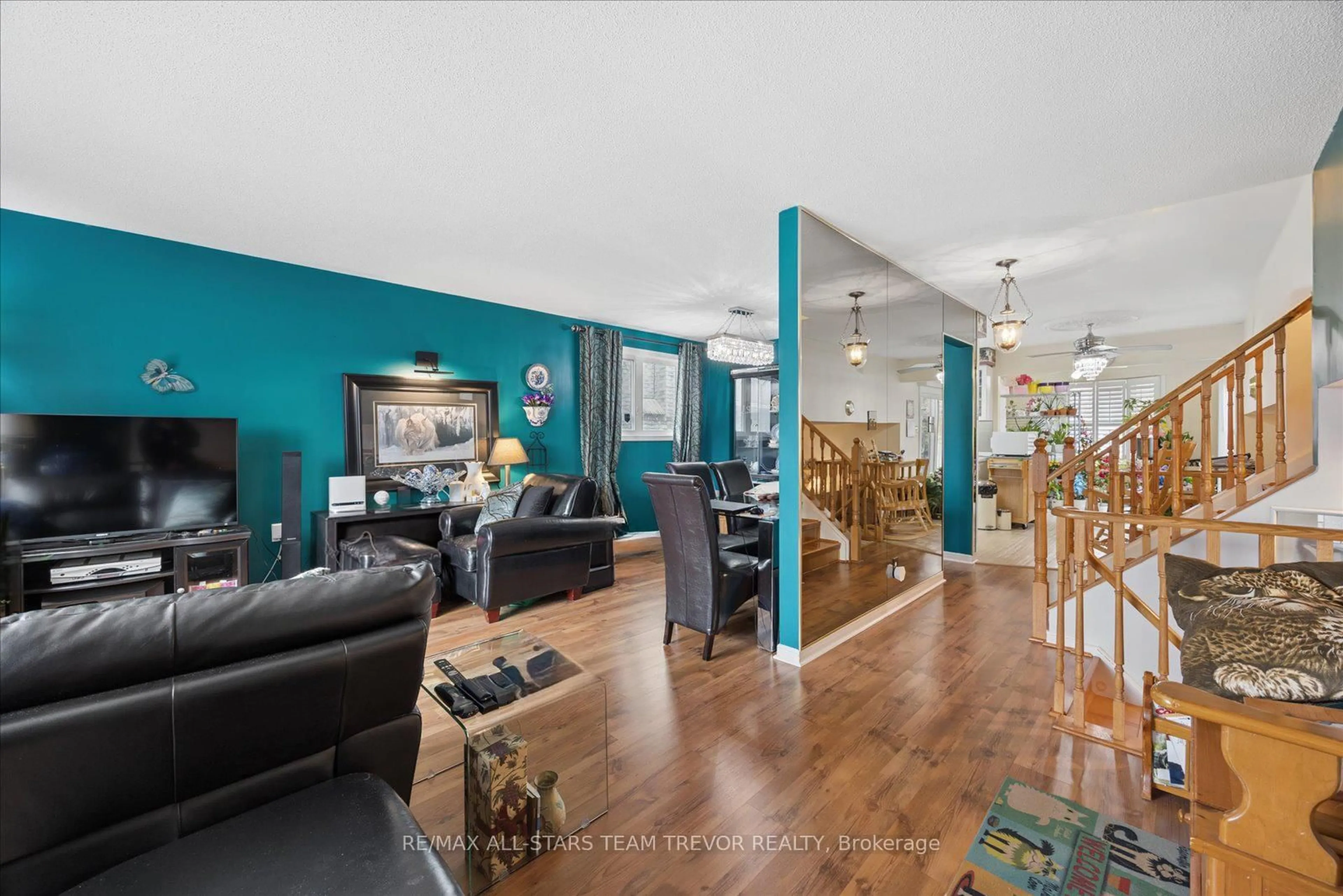 Unknown for 123 Biscayne Blvd, Georgina Ontario L4P 3S2