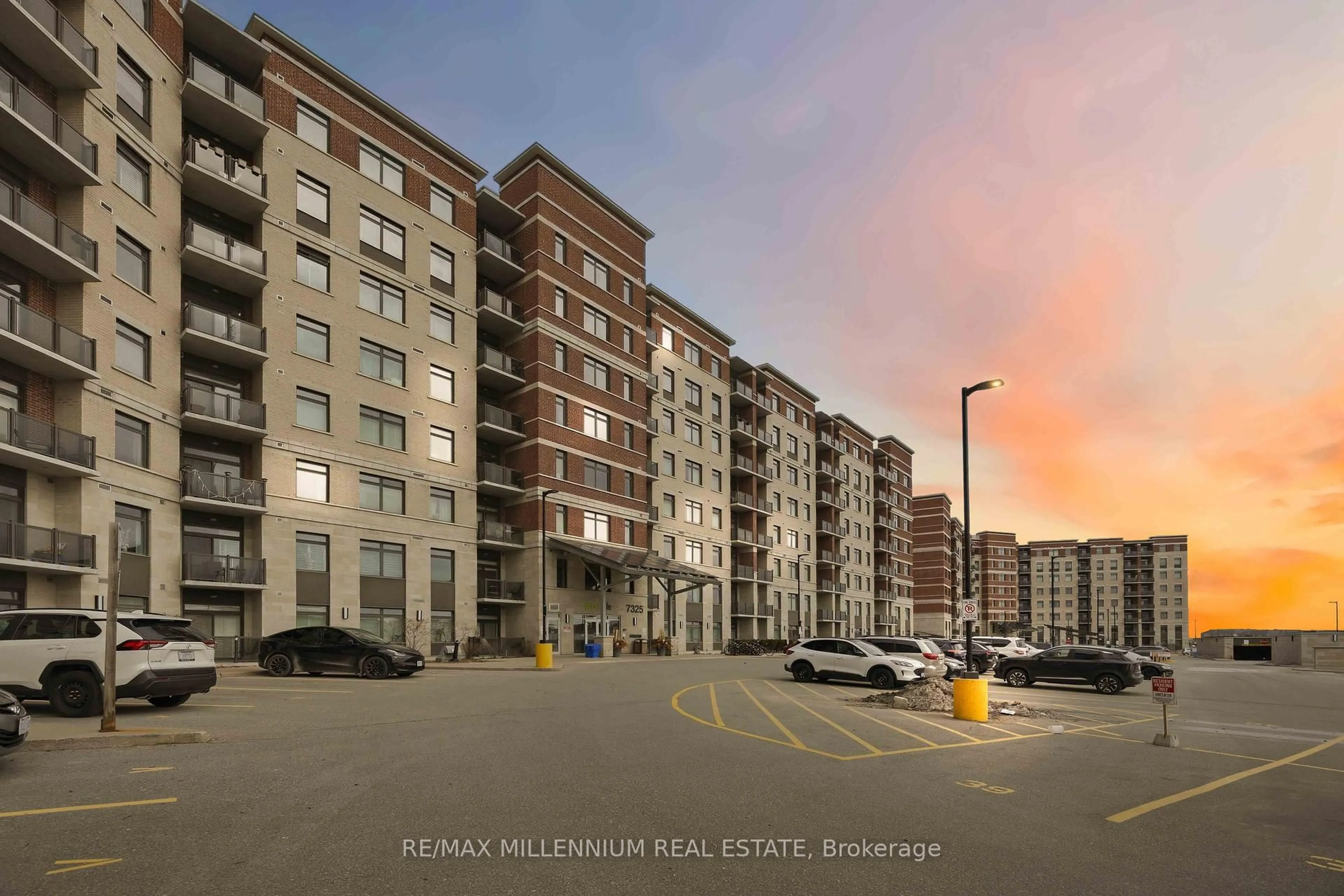 Unknown for 7325 Markham Rd #504, Markham Ontario L3S 0C9