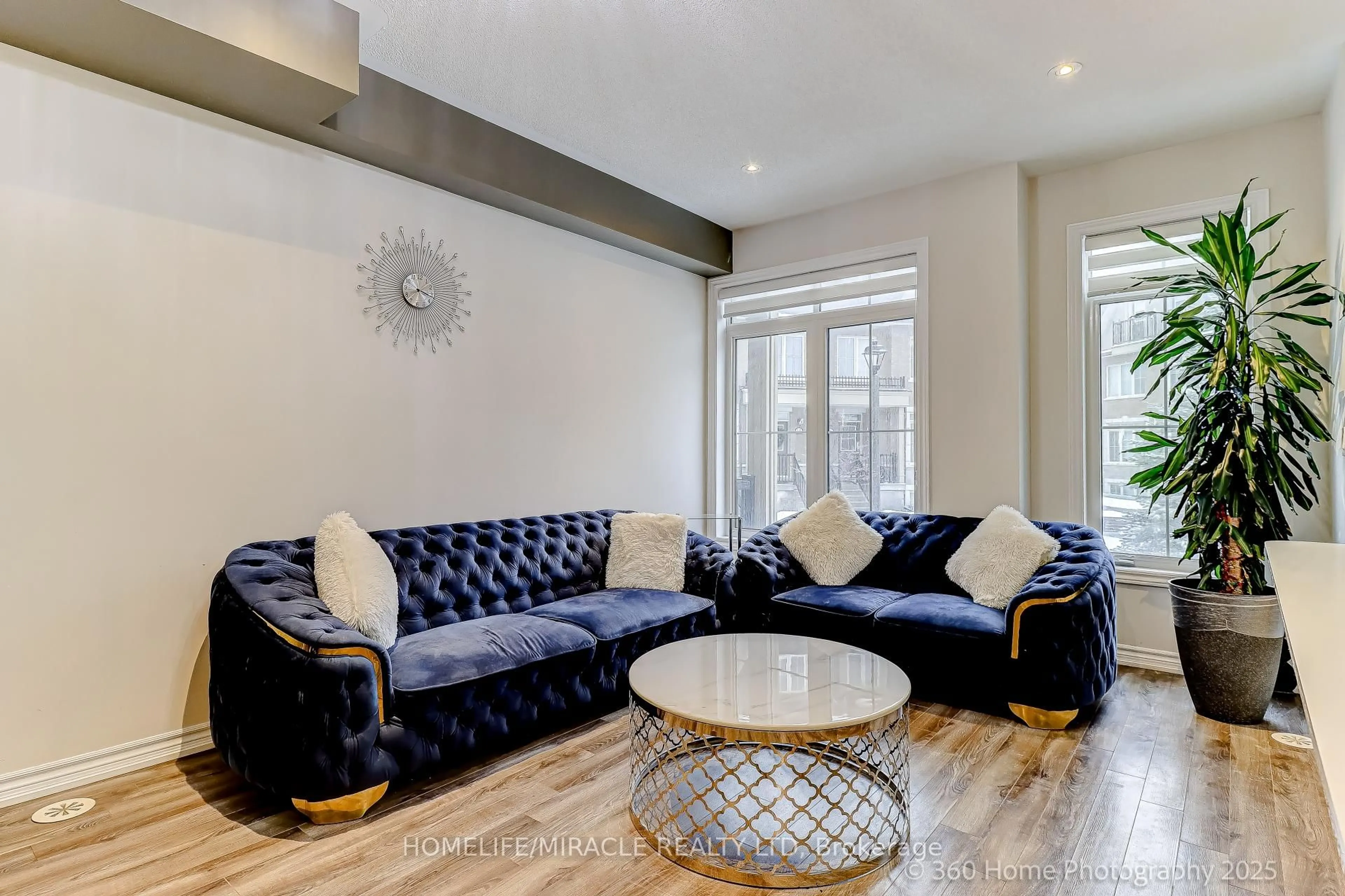 Living room with furniture, unknown for 181 Parktree Dr #33, Vaughan Ontario L6A 5B1