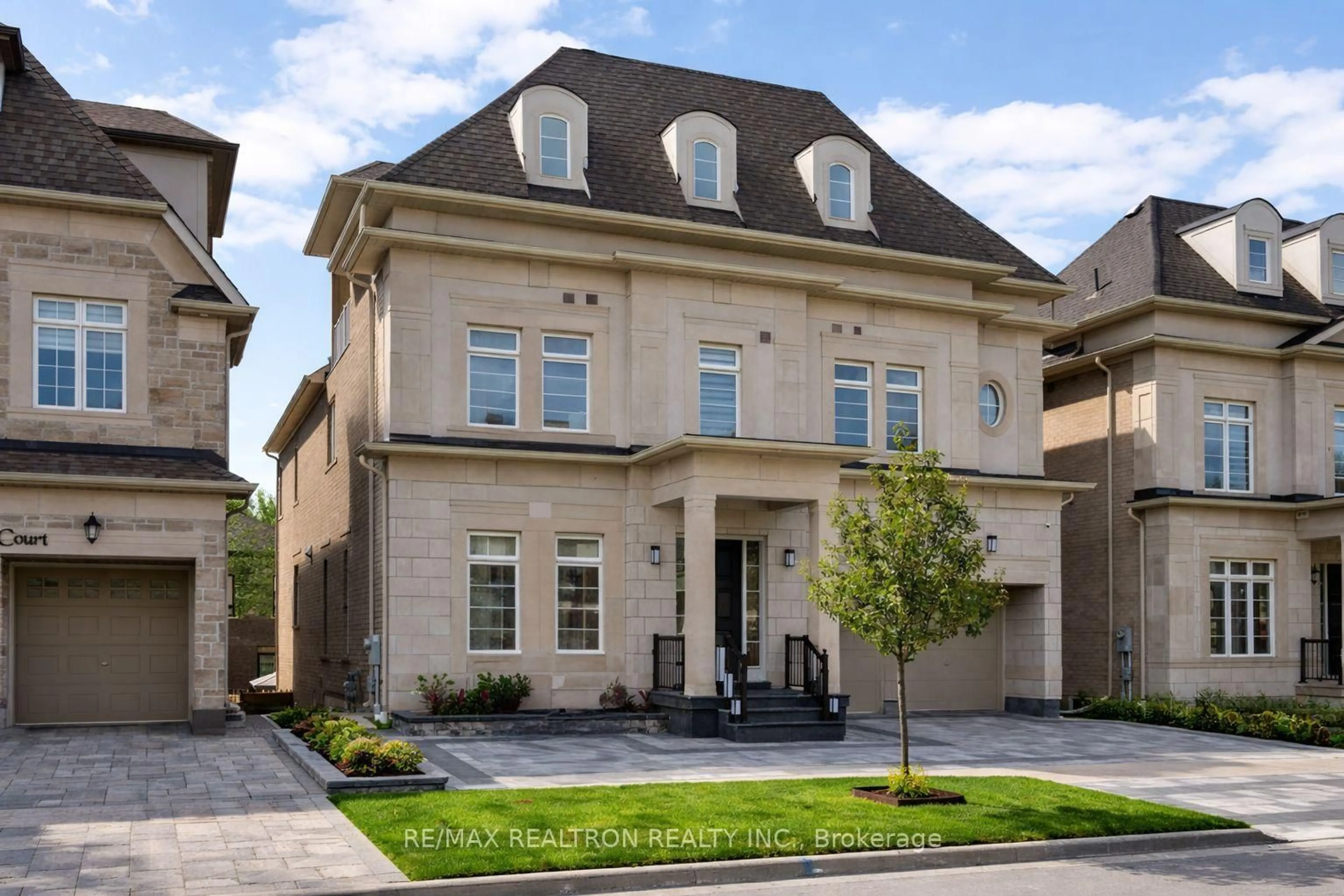 Home with brick exterior material, street for 7 Aspy Crt, Vaughan Ontario L6A 4X8