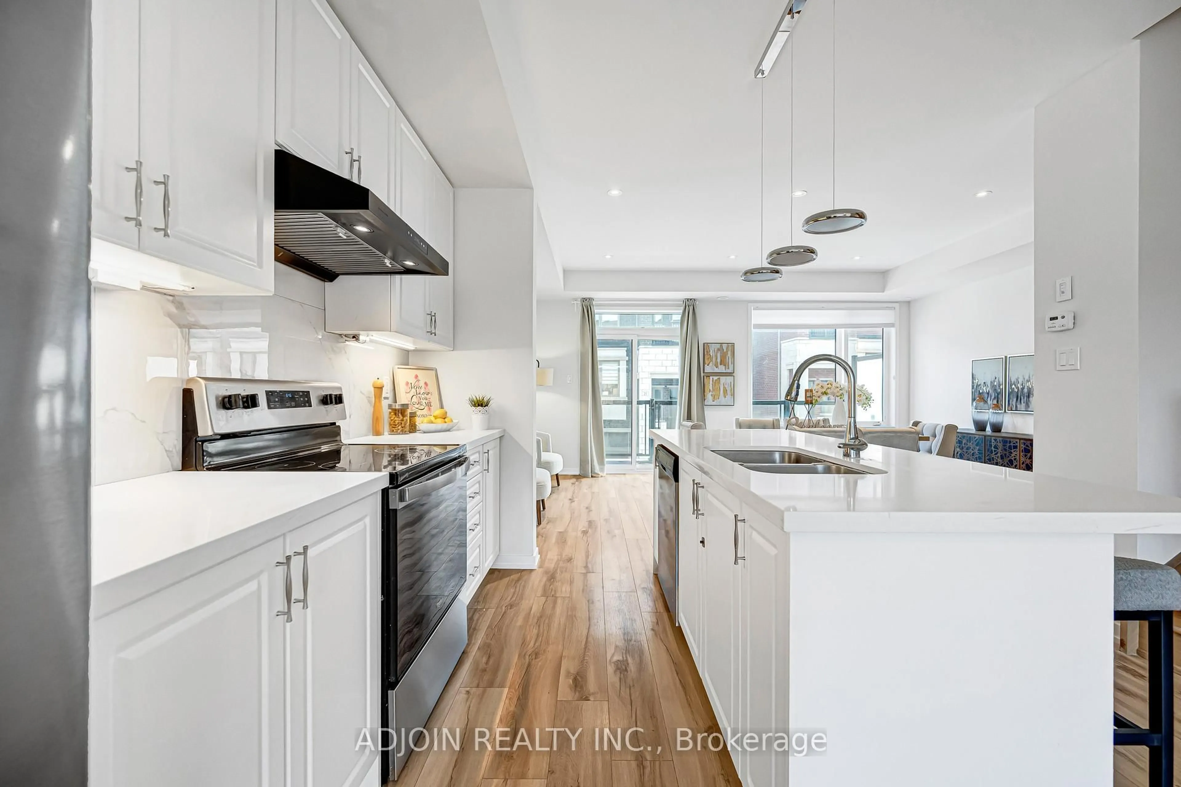 Open concept kitchen, unknown for 525 Marc Santi Blvd, Vaughan Ontario L6A 5C5