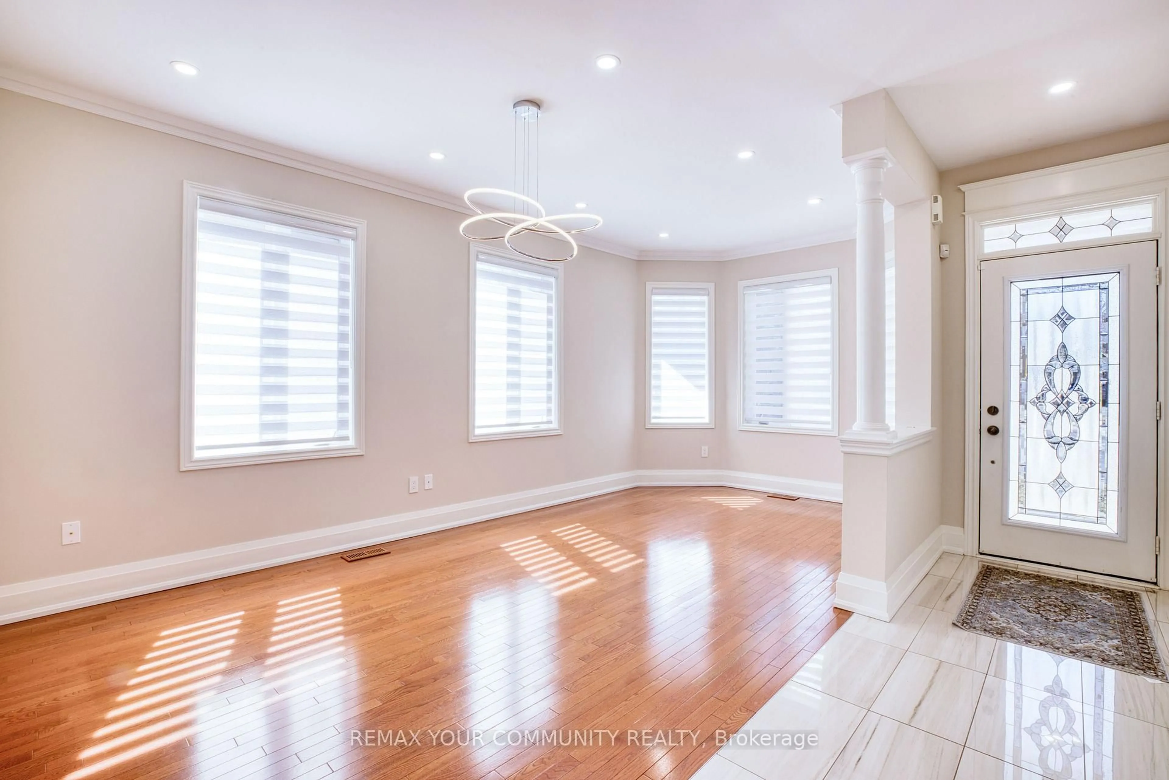 A pic of a room for 57 Abilene Crt, Richmond Hill Ontario L4C 0S6