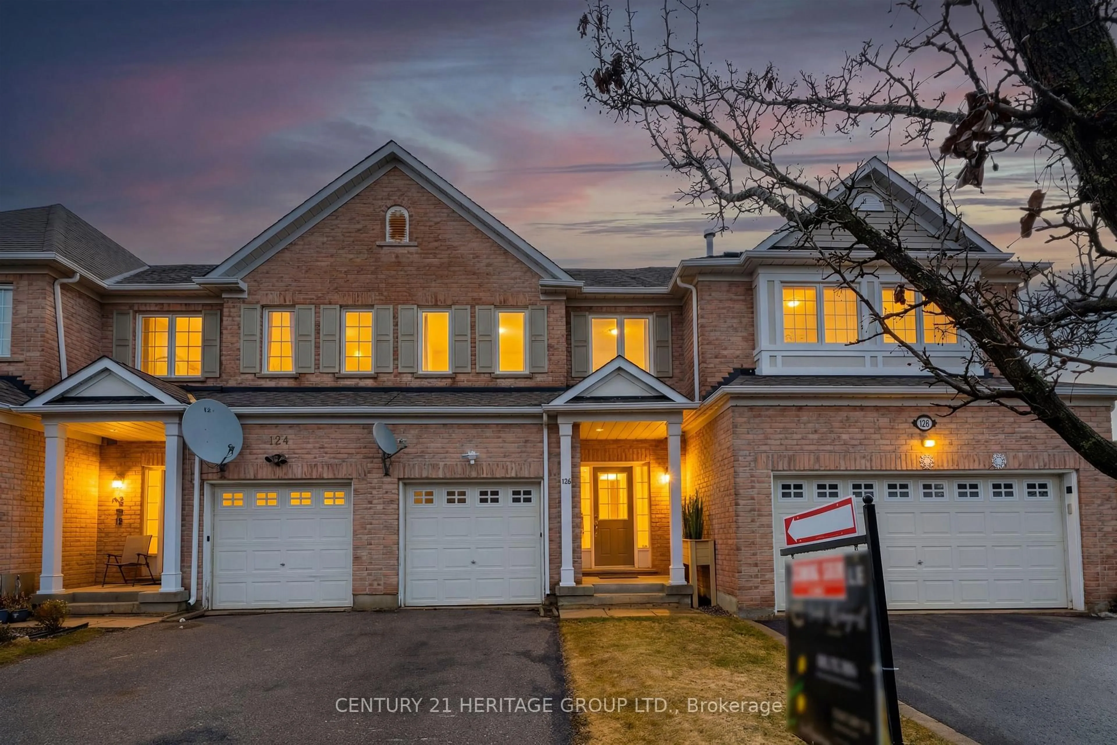 Home with brick exterior material, street for 126 Lowther Ave, Richmond Hill Ontario L4E 4P4