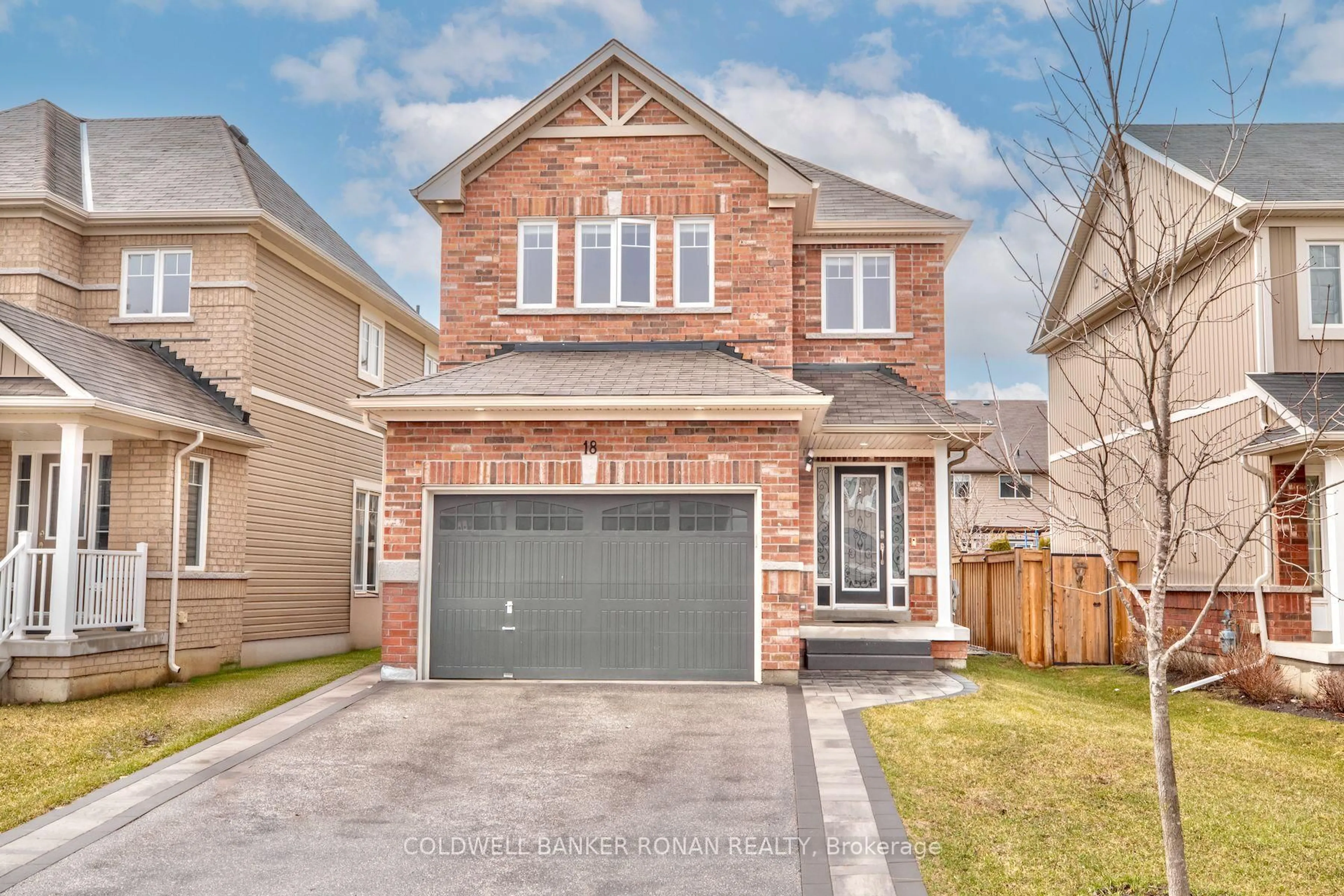 Home with brick exterior material, street for 18 Jones St, New Tecumseth Ontario L9R 0C1