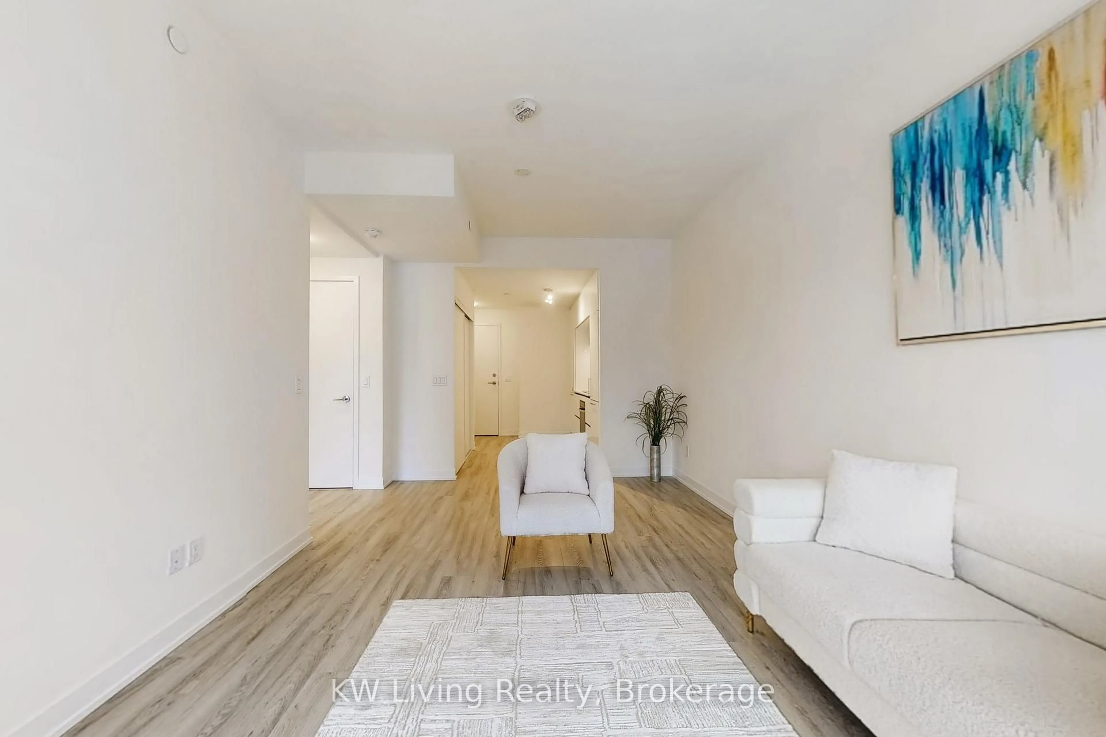 A pic of a room for 6 David Eyer Rd #212, Richmond Hill Ontario L4S 0N5