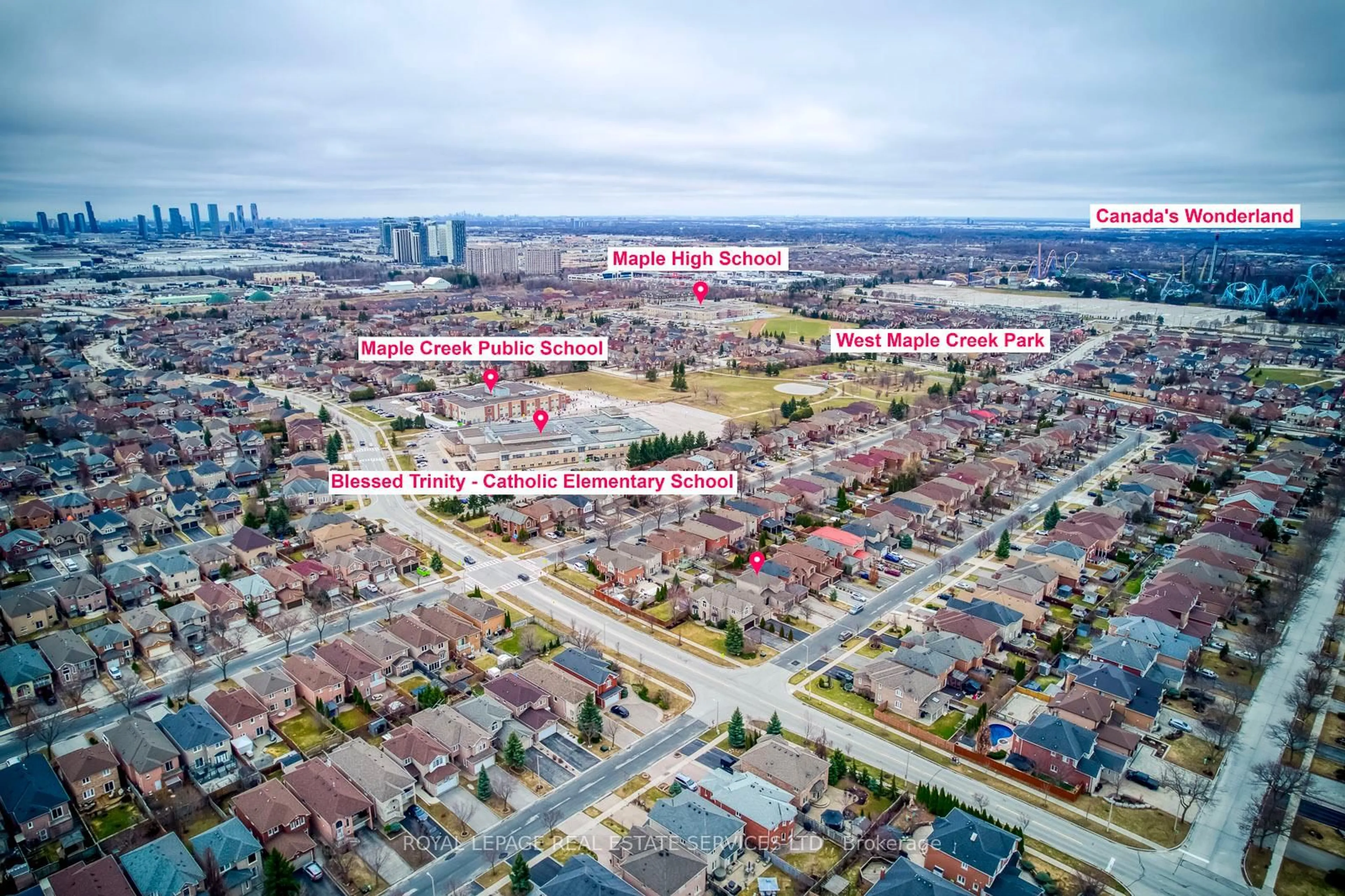 A pic from outside/outdoor area/front of a property/back of a property/a pic from drone, street for 236 Slywood Cres, Vaughan Ontario L6A 2P9