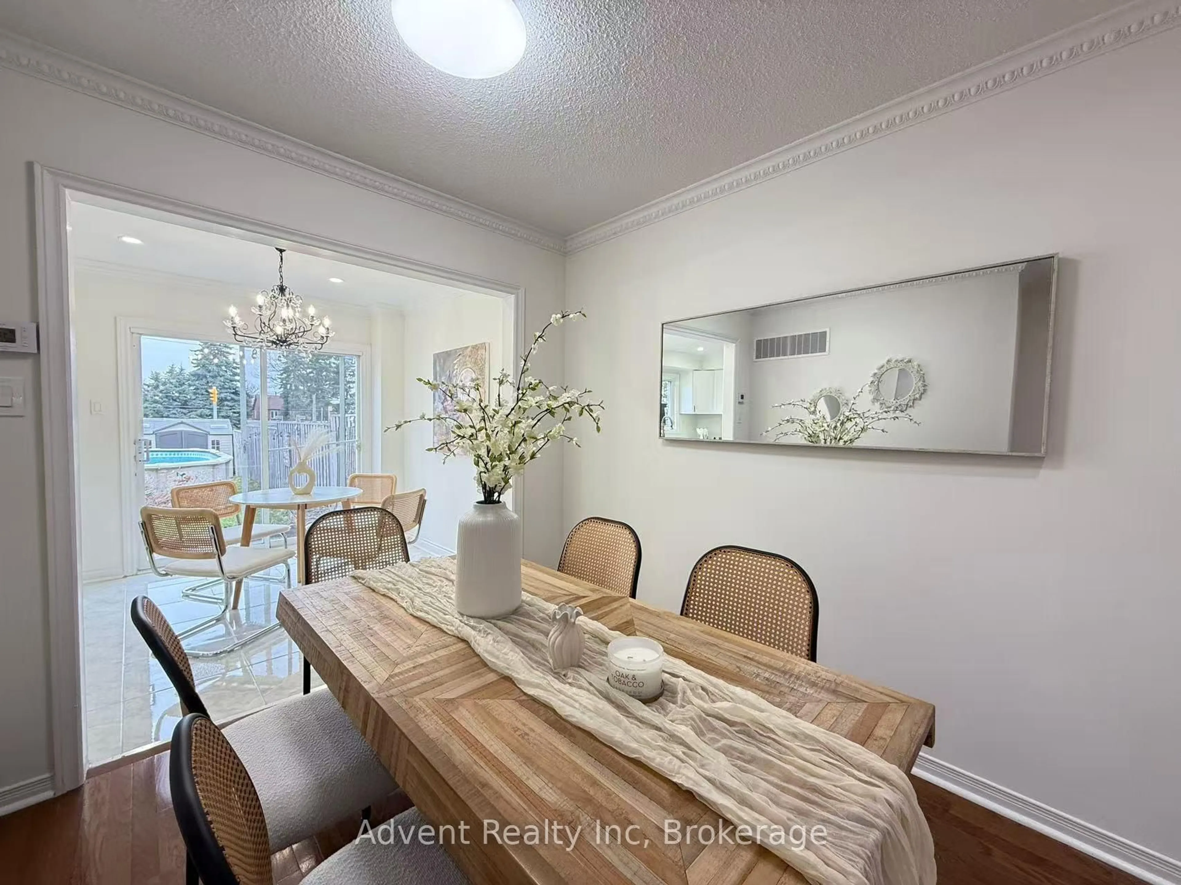 Dining room, wood/laminate floor for 45 Cheeseman Dr, Markham Ontario L3R 3G3