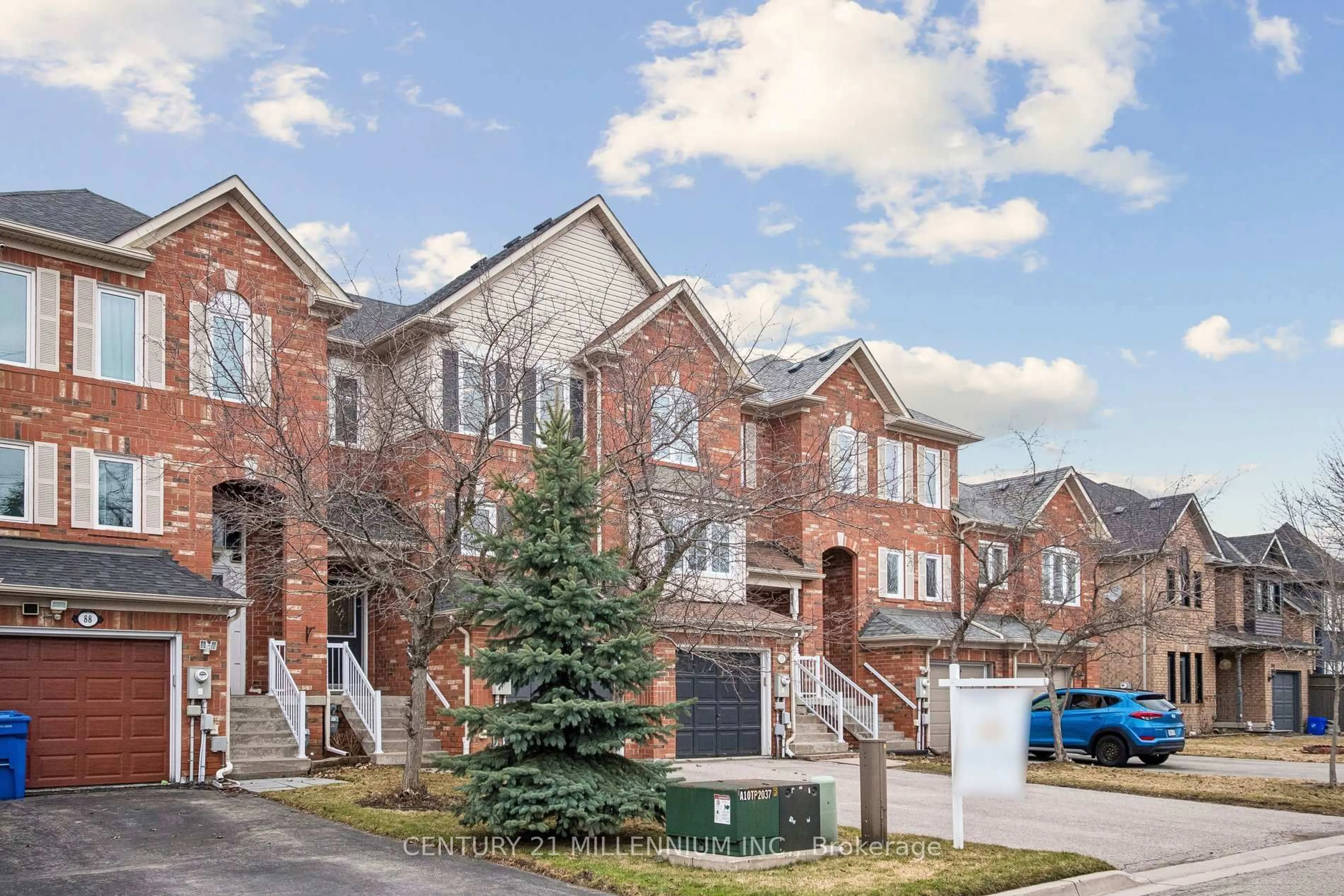 Home with brick exterior material, street for 90 Baywell Cres, Aurora Ontario L4G 7N4