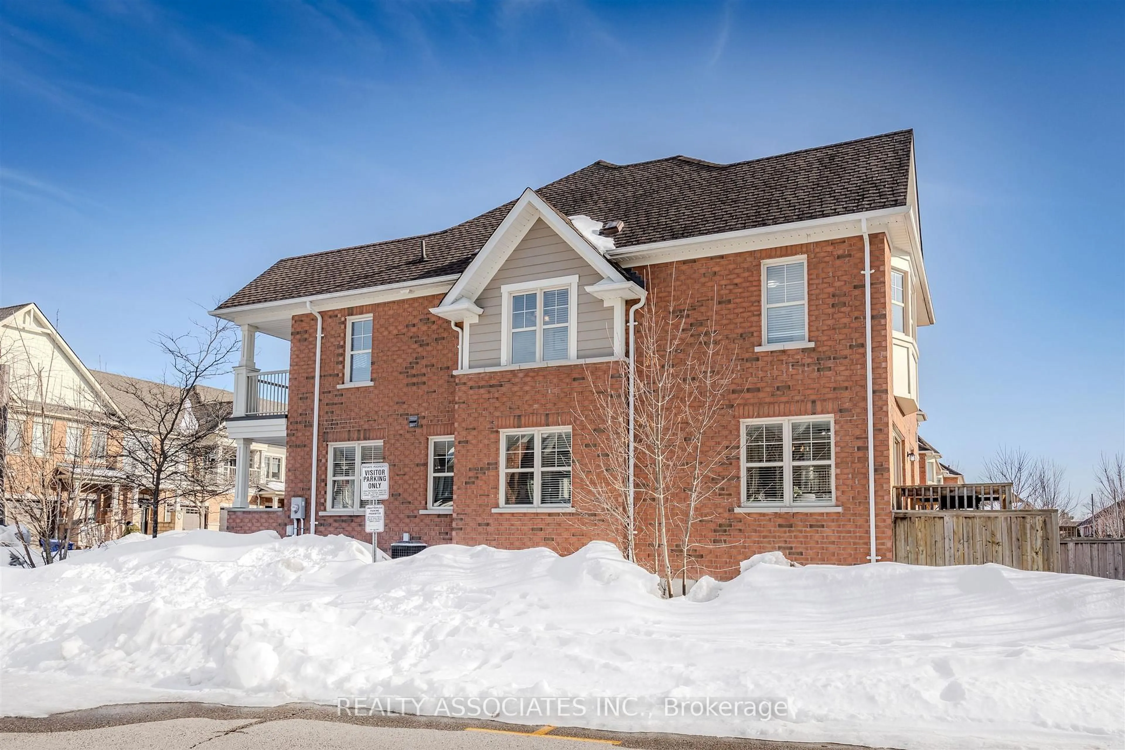 Home with brick exterior material, street for 19 Bearings Ave, Whitchurch-Stouffville Ontario L4A 0W6