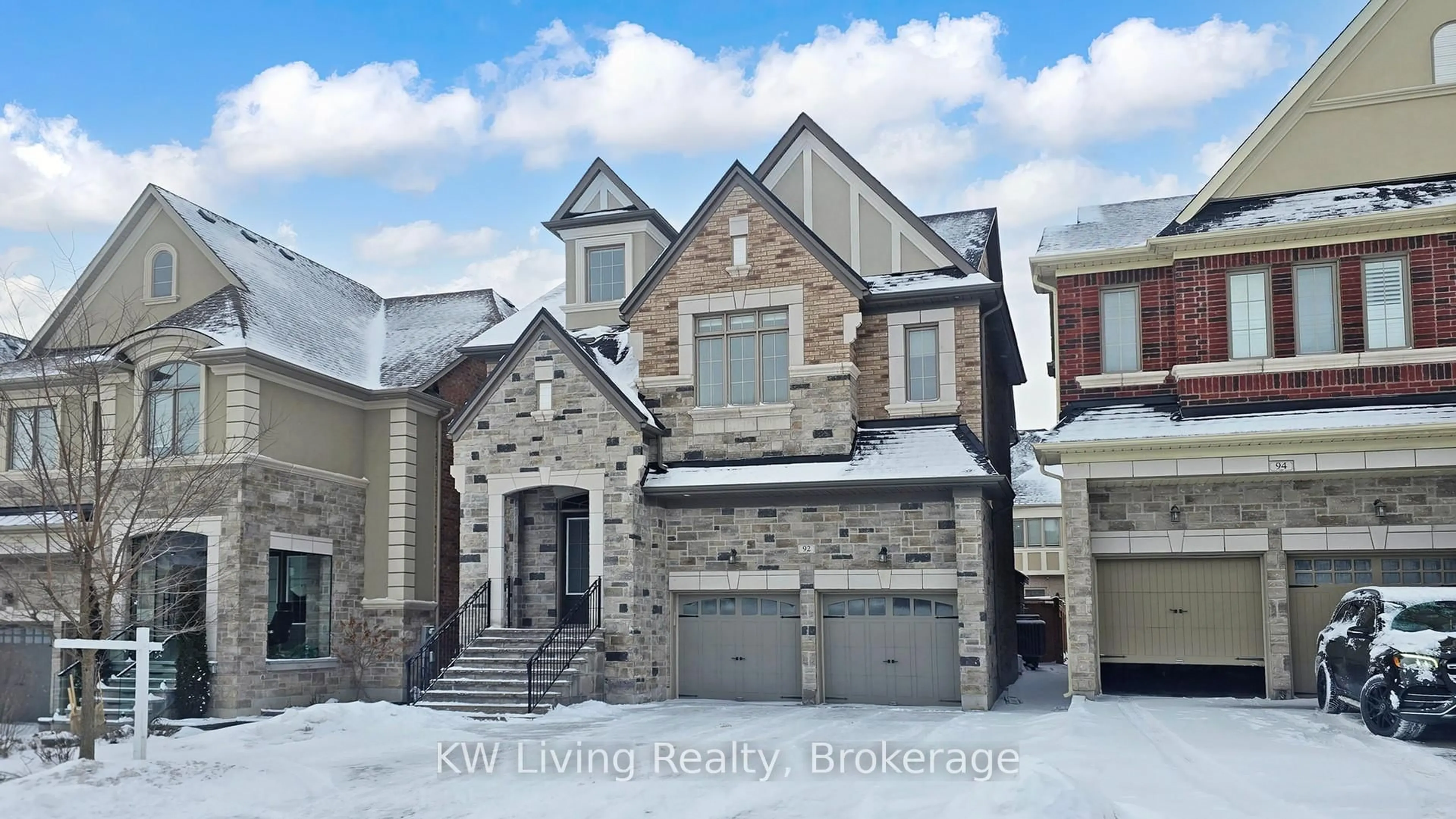 Home with brick exterior material, street for 92 Giardina Cres, Richmond Hill Ontario L4B 0G1