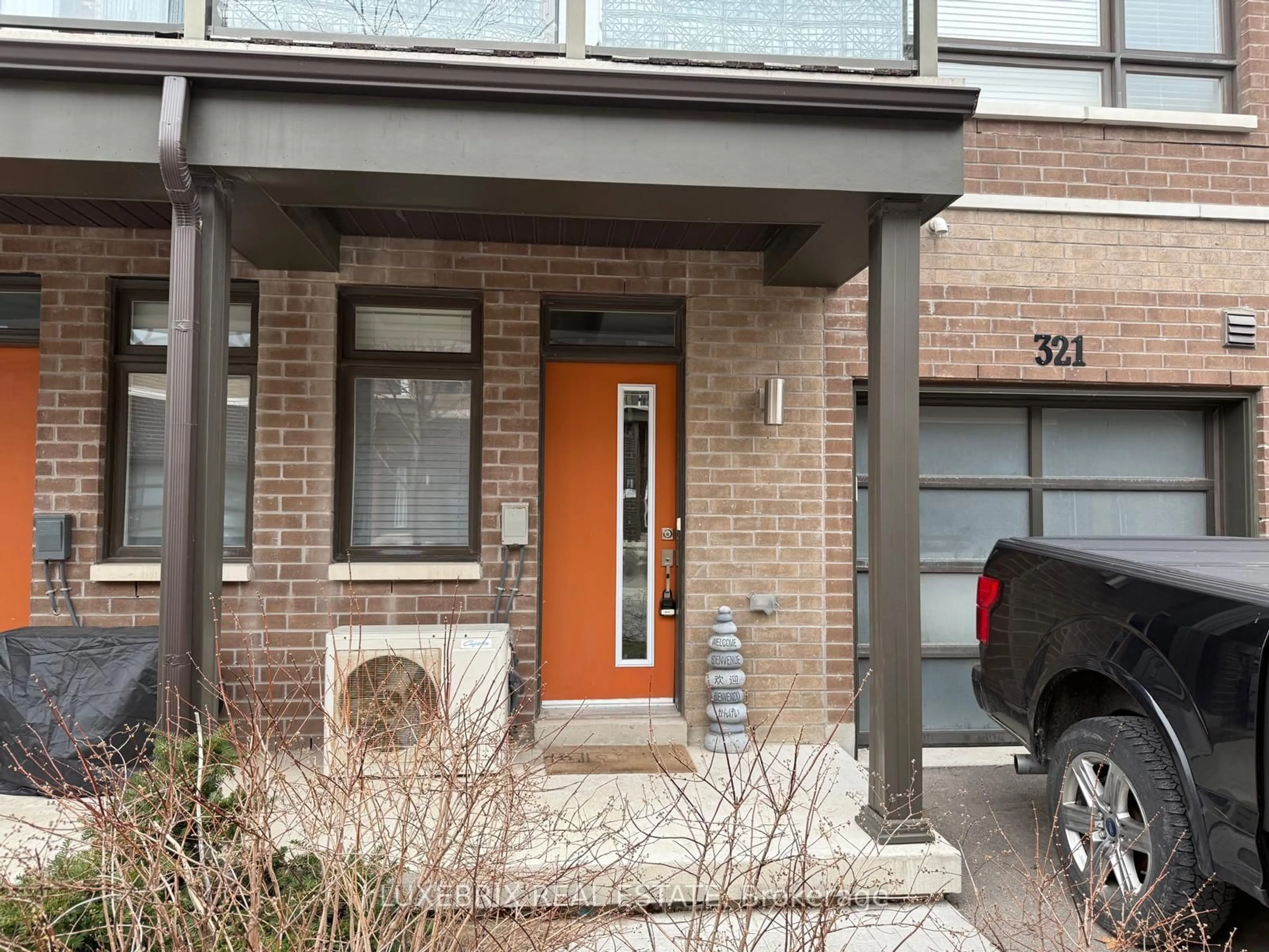 Home with brick exterior material, street for 321 Dalhousie St, Vaughan Ontario L4L 0M2