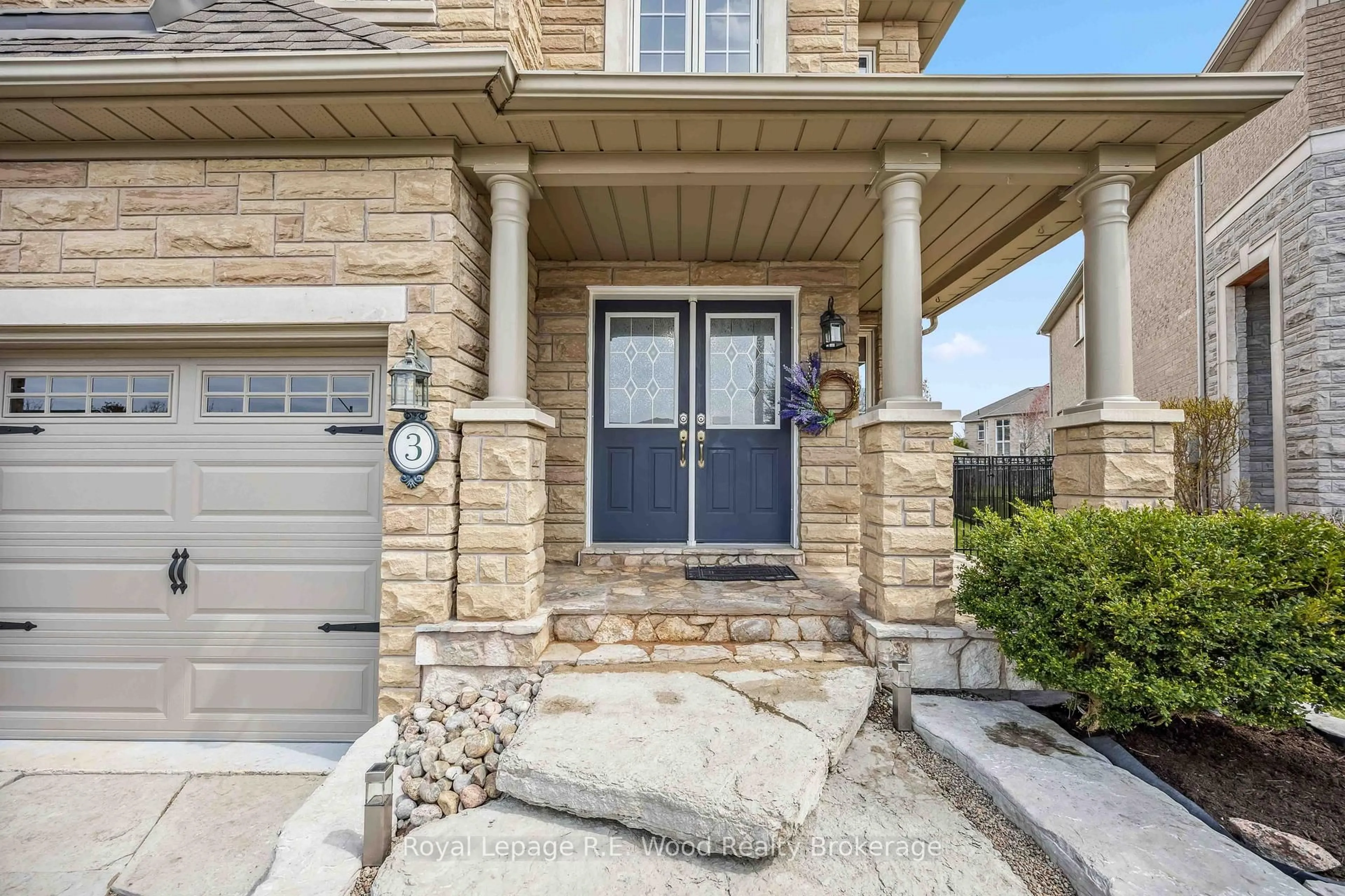 Unknown for 3 Lorwood Crt, Richmond Hill Ontario L4E 3W3