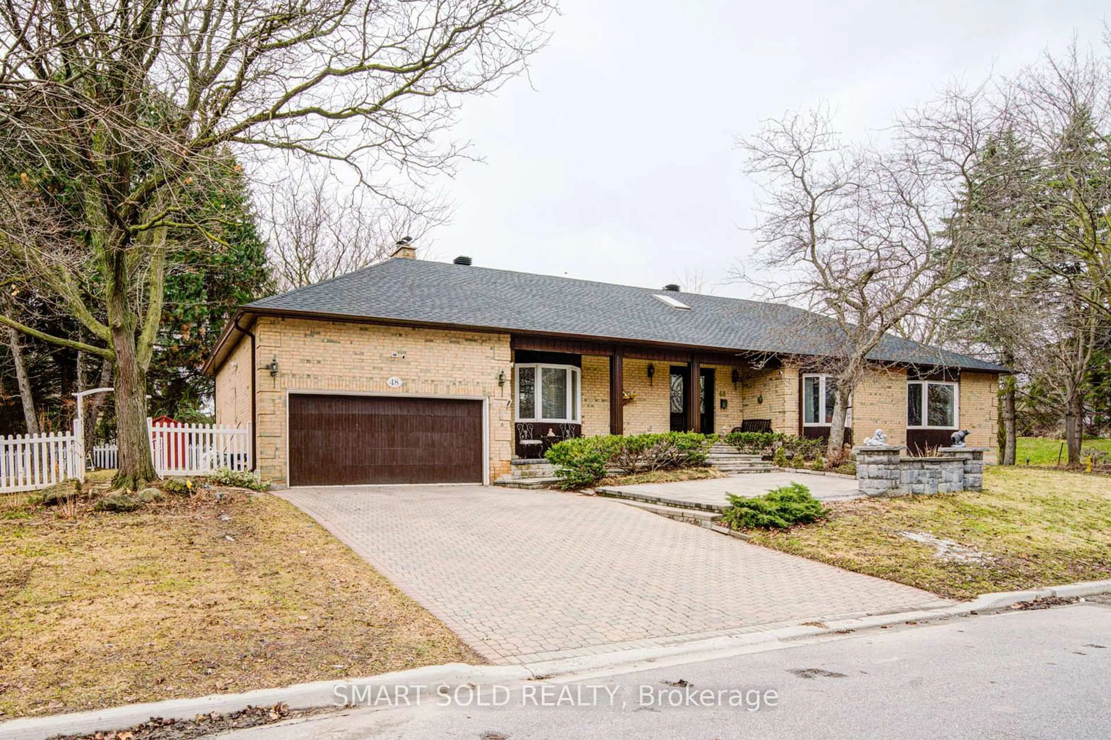 Home with brick exterior material, street for 48 Montgomery Crt, Markham Ontario L3R 0C2