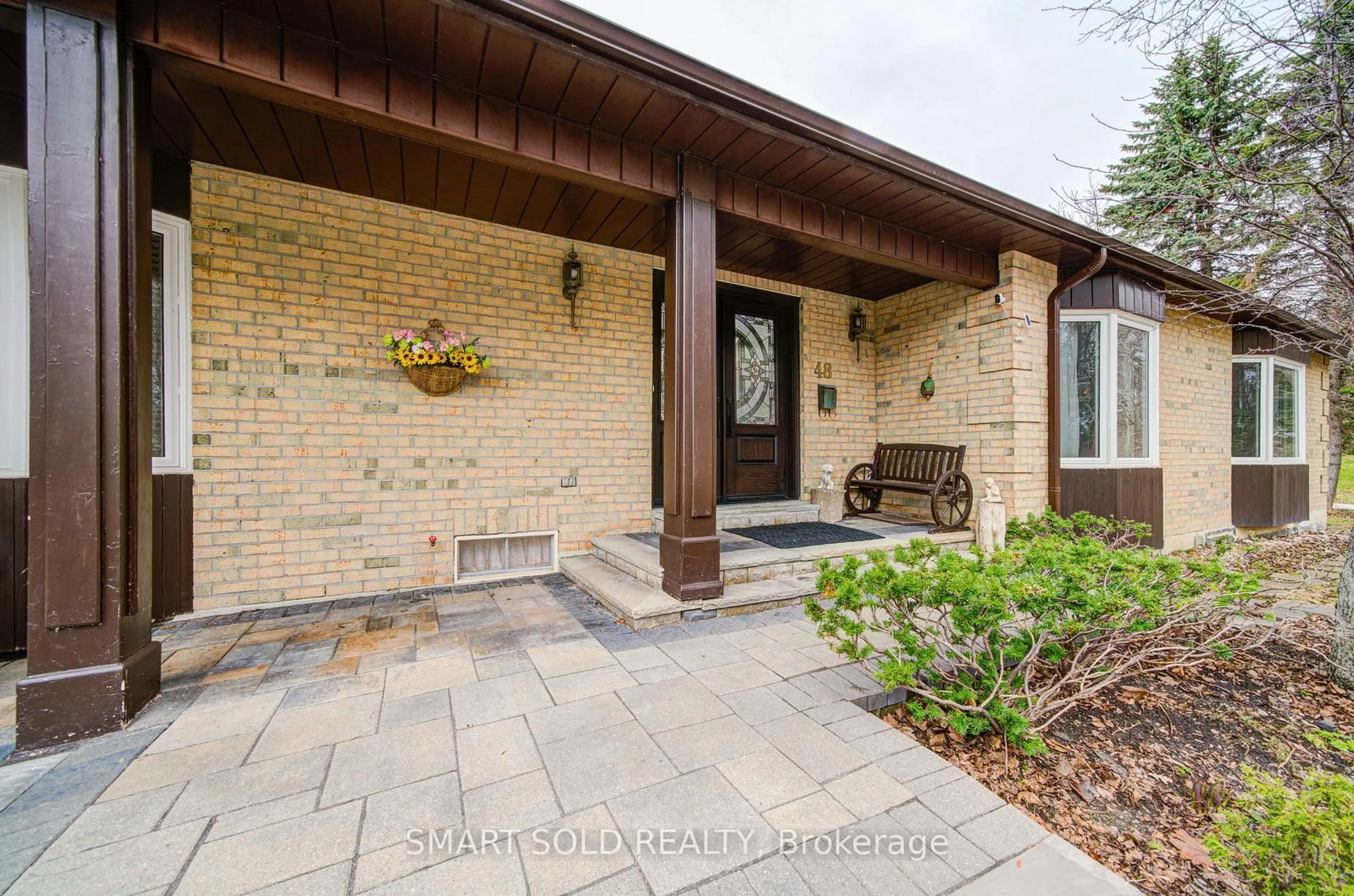 Home with brick exterior material, street for 48 Montgomery Crt, Markham Ontario L3R 0C2