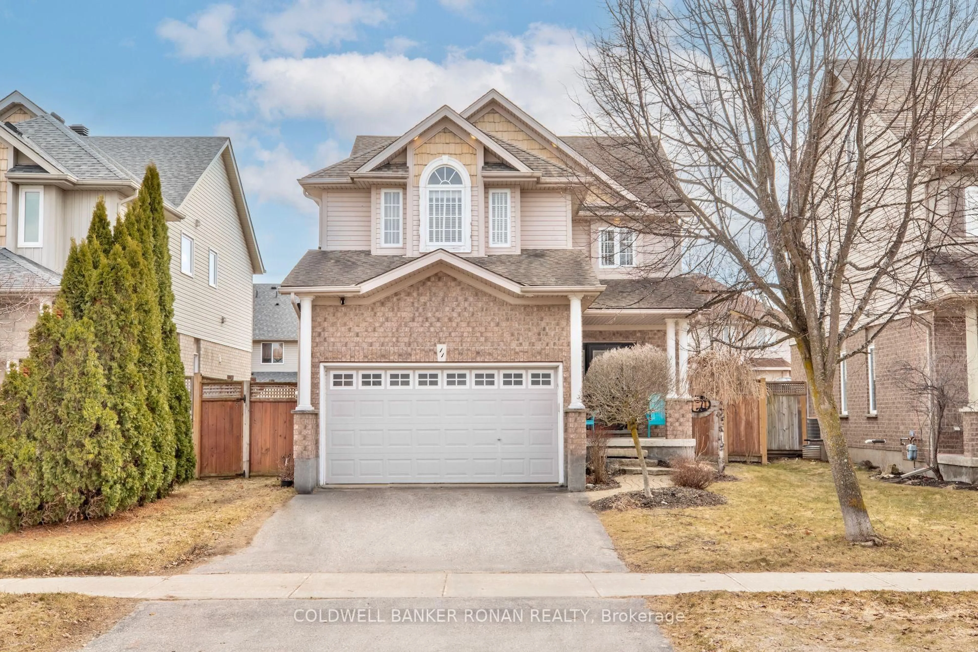 Home with vinyl exterior material, street for 11 Shepard Ave, New Tecumseth Ontario L9R 2E6