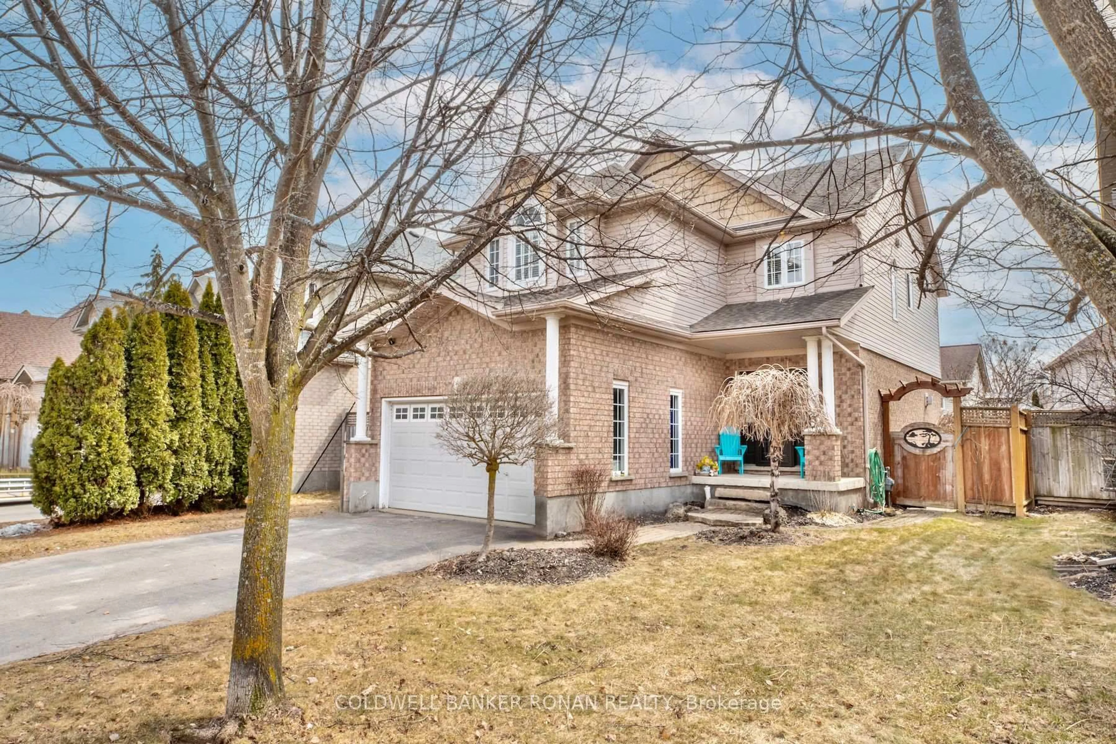 Home with brick exterior material, street for 11 Shepard Ave, New Tecumseth Ontario L9R 2E6