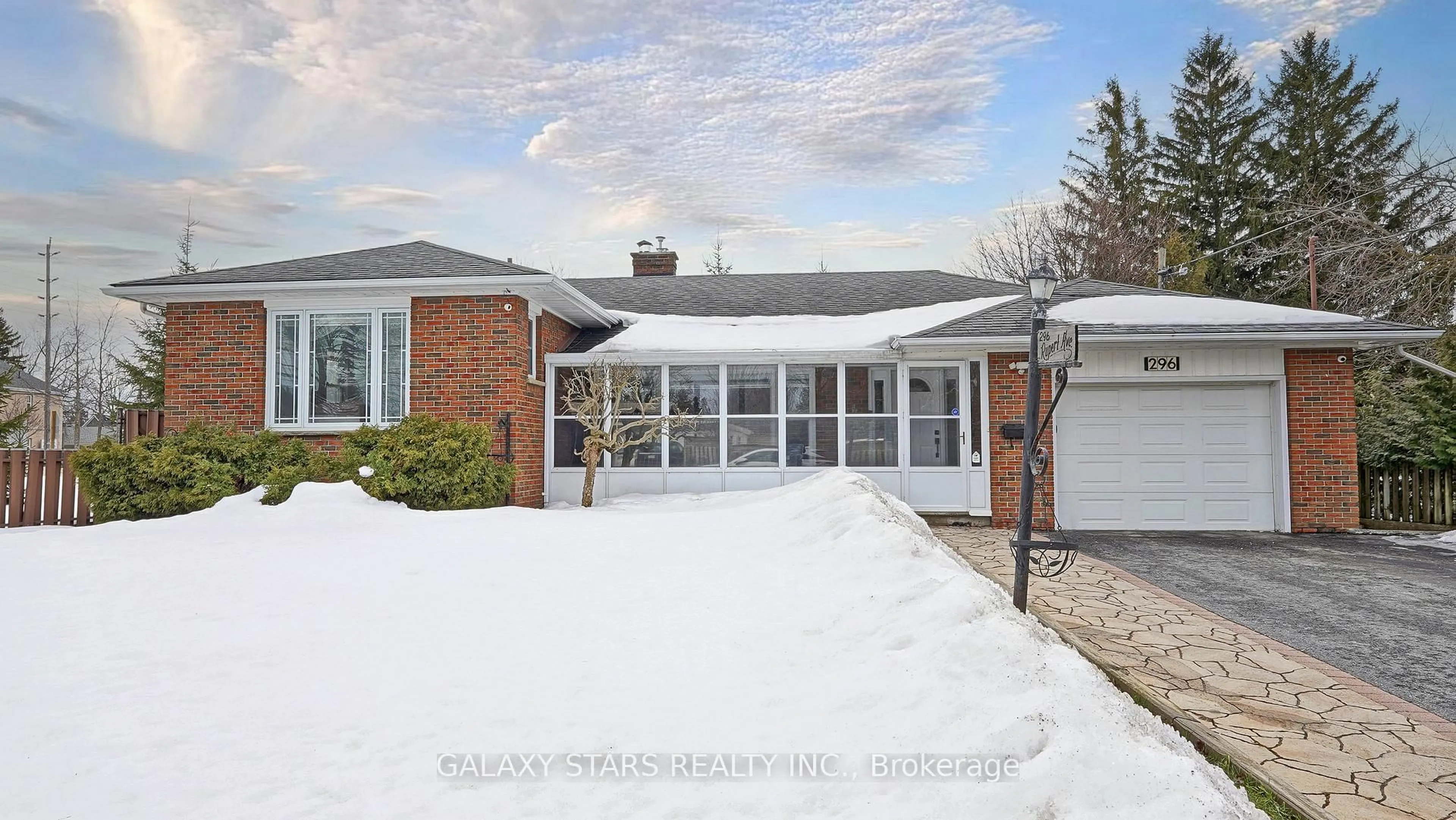 Unknown for 296 Rupert Ave, Whitchurch-Stouffville Ontario L4A 1C9