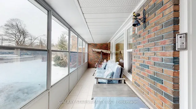 296 Rupert Ave, Whitchurch-Stouffville 3