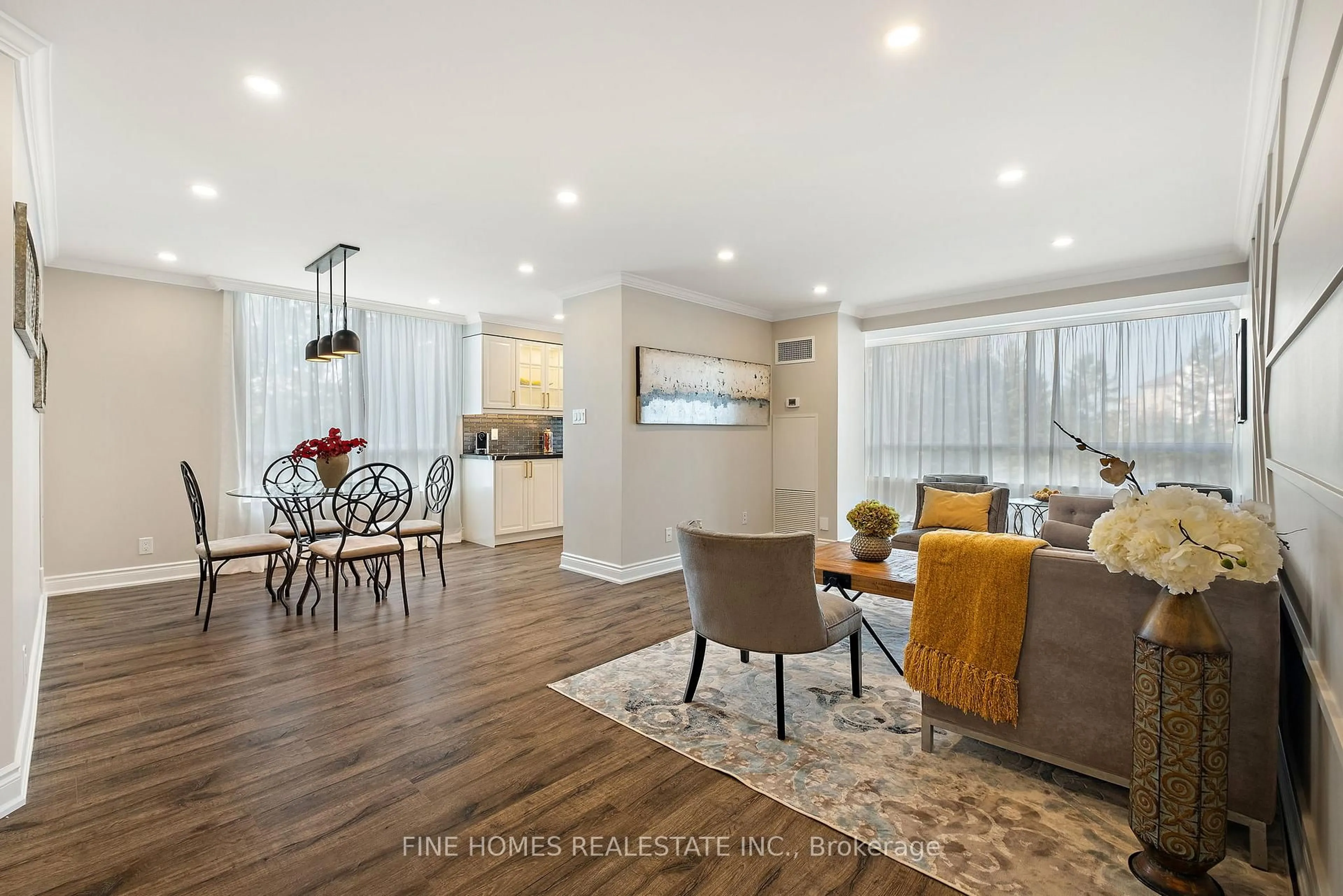 Living room with furniture, wood/laminate floor for 120 promenade Circ #307, Vaughan Ontario L4J 7W9