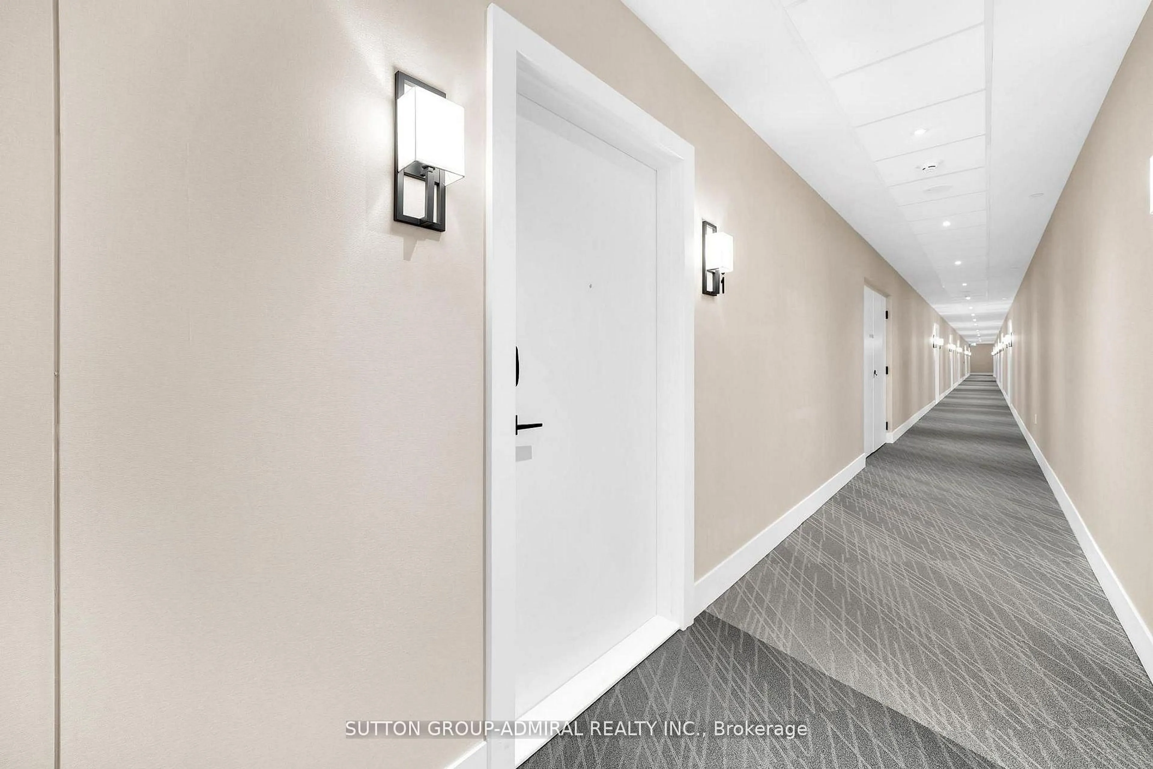 Indoor foyer for 415 Sea Ray Ave #431, Innisfil Ontario L9S 0R5