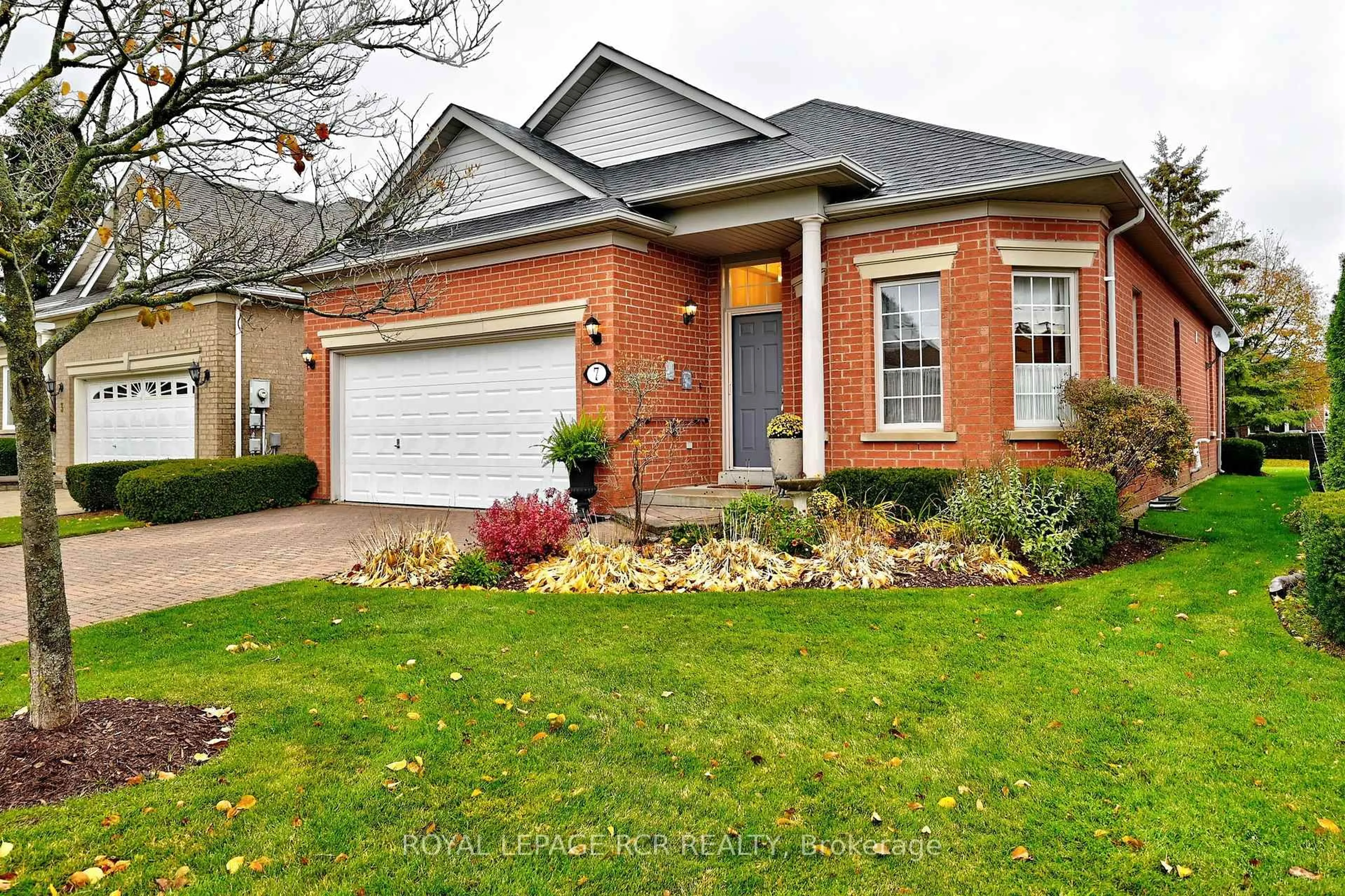 Home with brick exterior material, street for 7 Arnie's Chance, Whitchurch-Stouffville Ontario L4A 1L7
