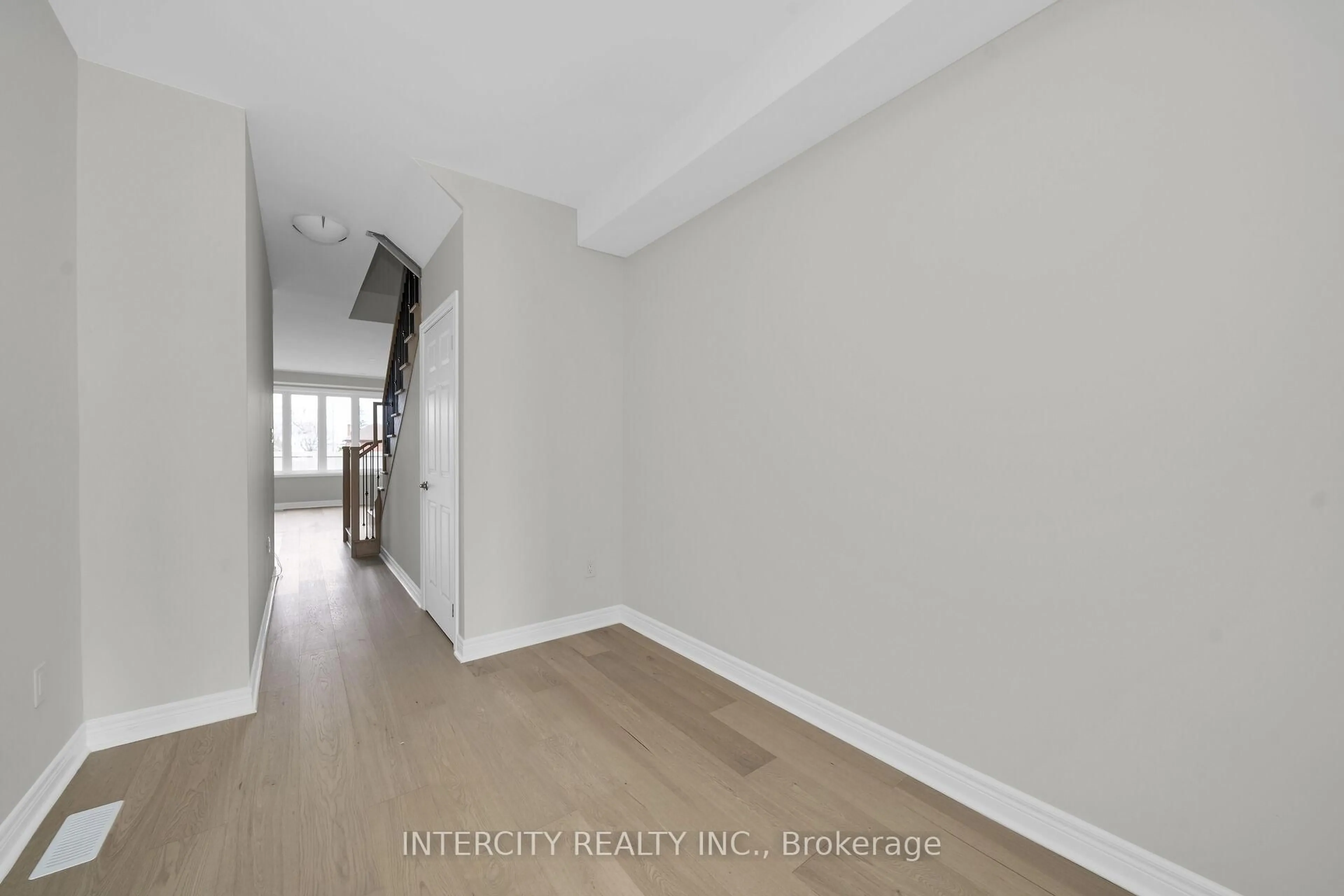 Unknown for 49 Johann Dr, Markham Ontario L3S 3K5