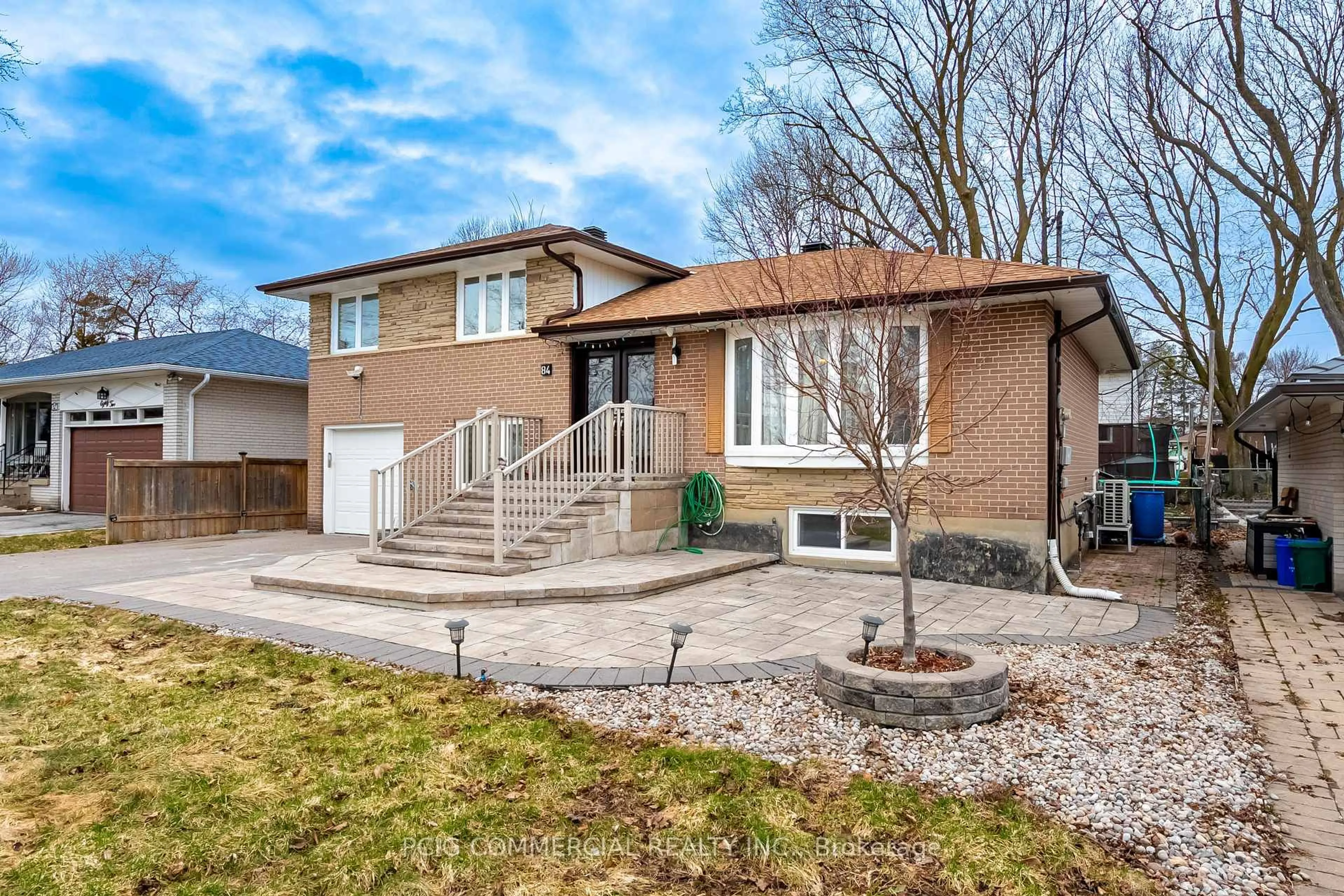 Home with brick exterior material, street for 84 Lincoln Green Dr, Markham Ontario L3P 1R8