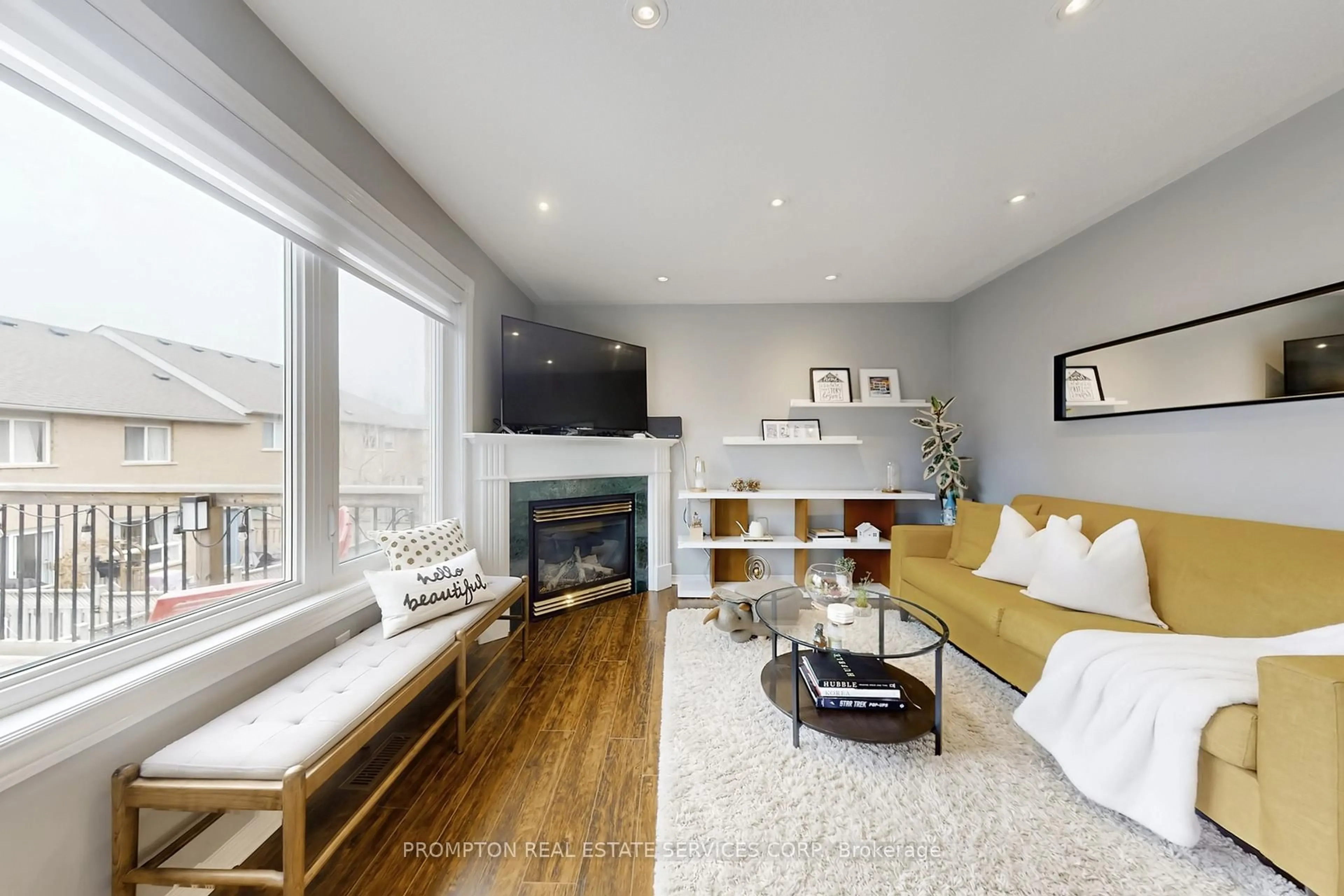 Living room with furniture, wood/laminate floor for 393 Marble Pl, Newmarket Ontario L3X 2P1