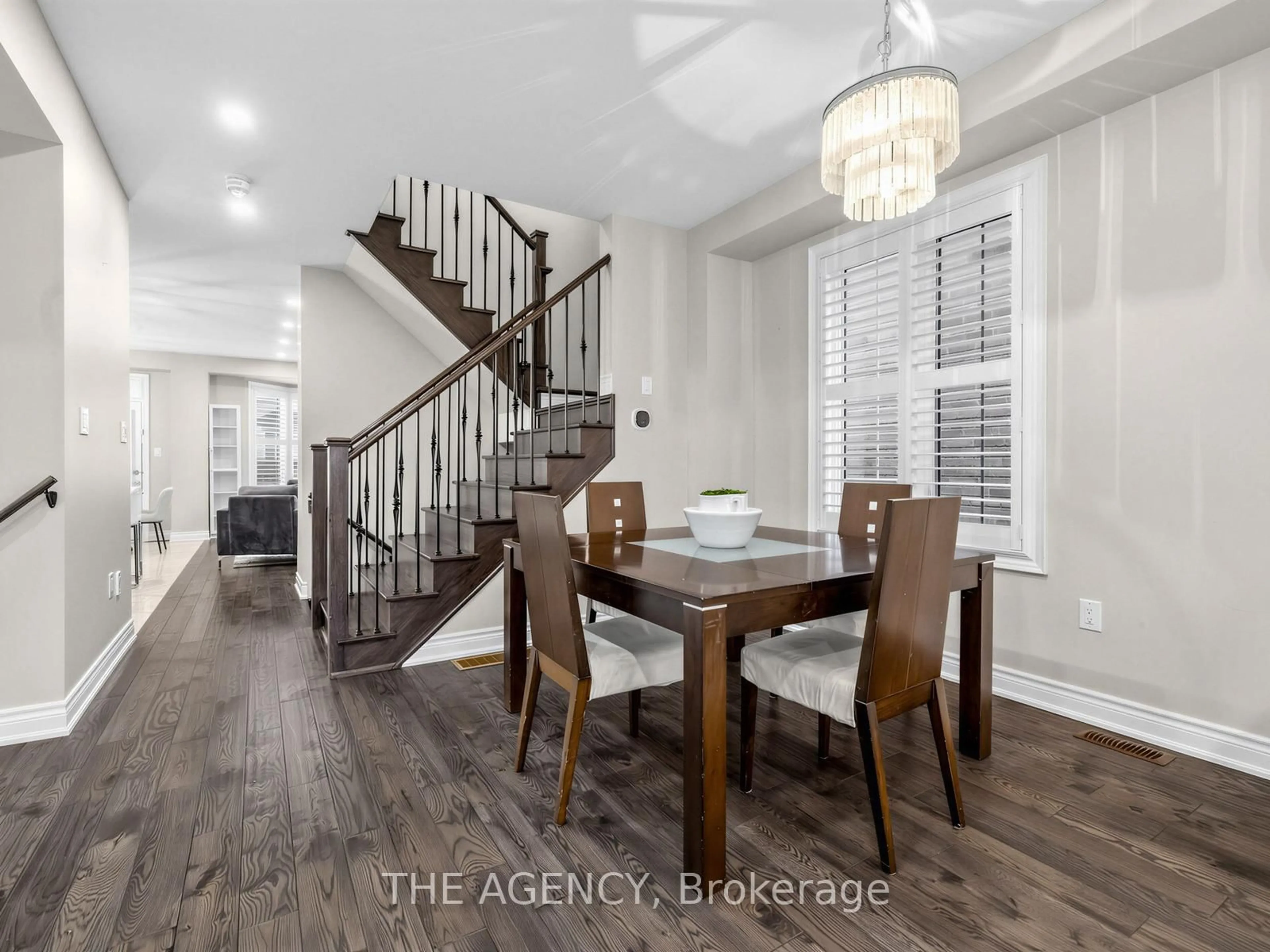 Dining room, wood/laminate floor for 22 Andreeta Dr, Vaughan Ontario L4H 4H2