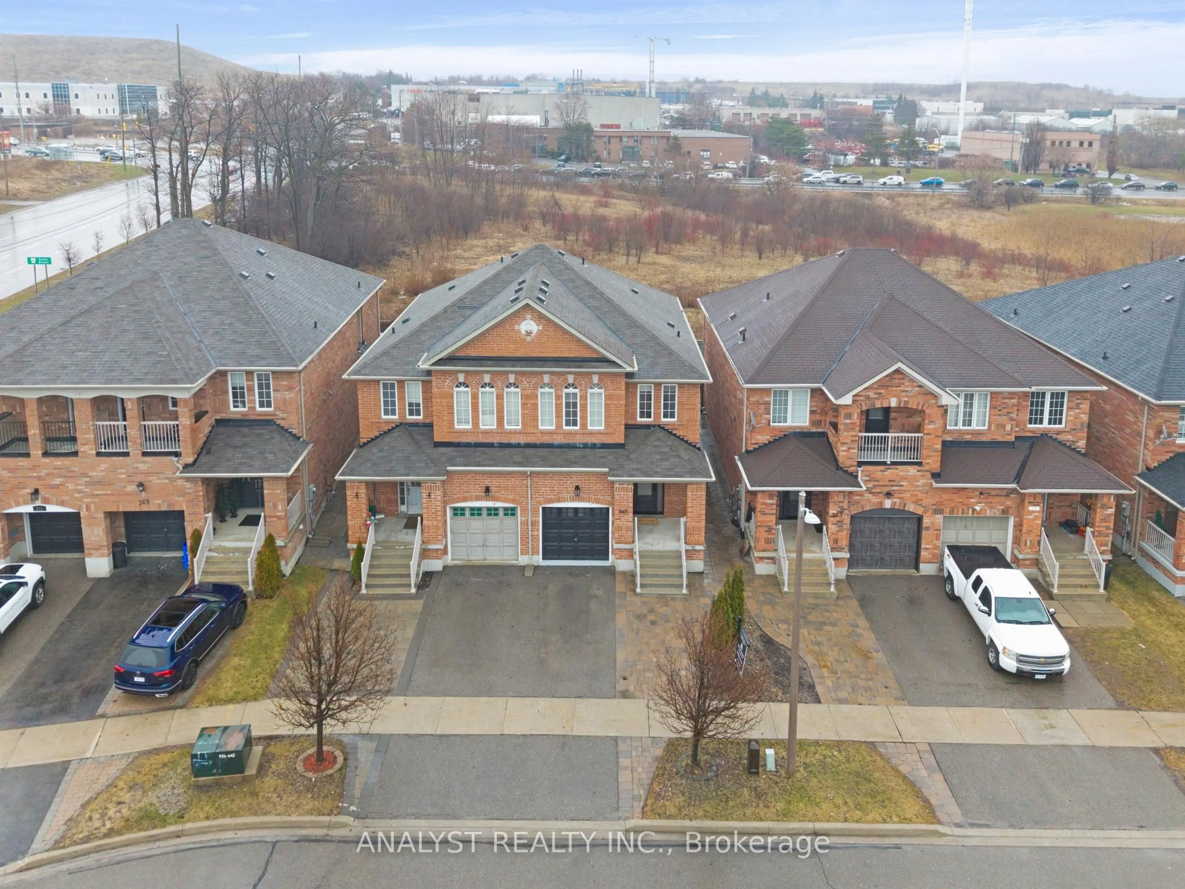 A pic from outside/outdoor area/front of a property/back of a property/a pic from drone, unknown for 365 Isaac Murray Ave, Vaughan Ontario L6A 4P1