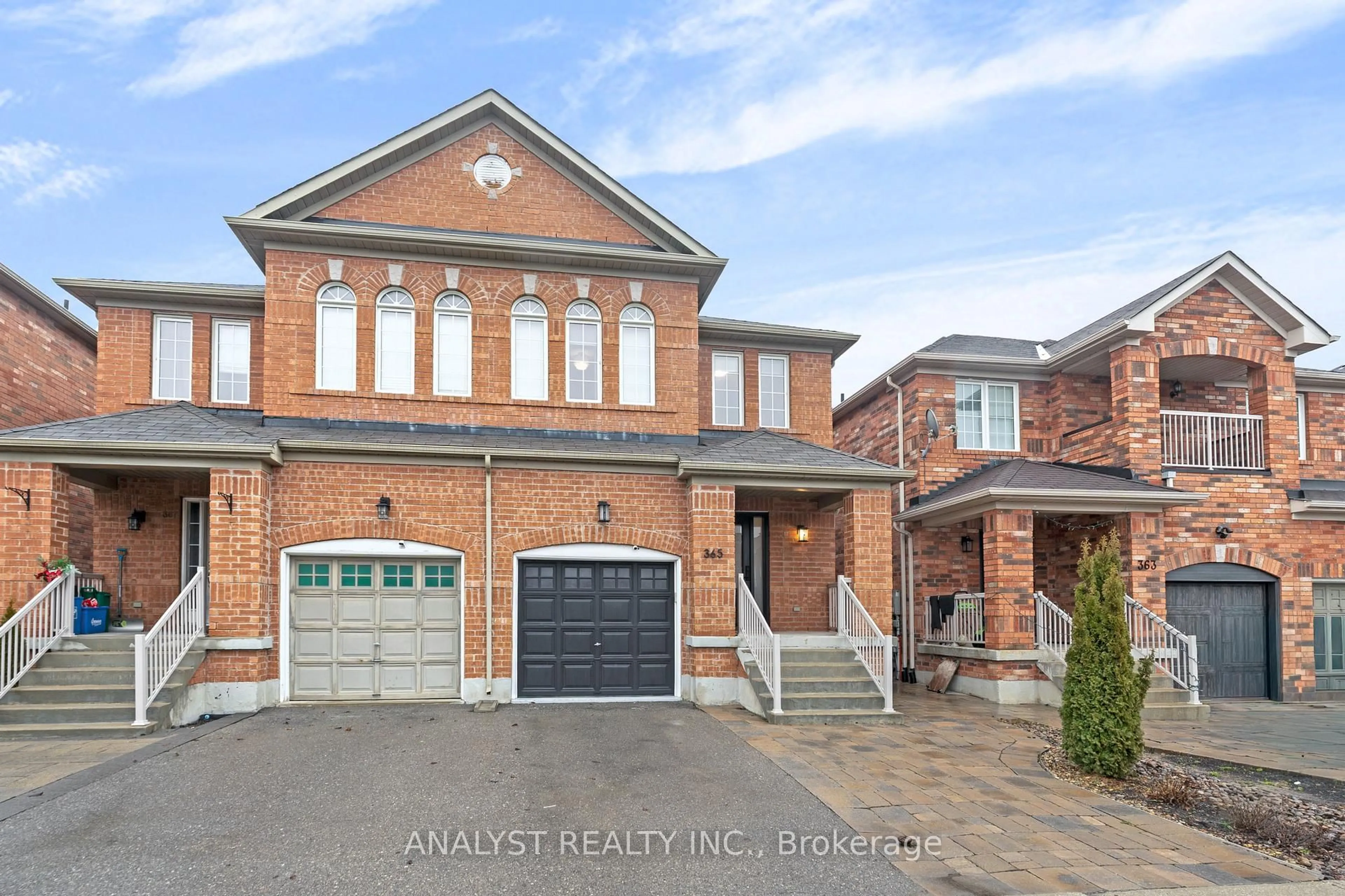 Home with brick exterior material, street for 365 Isaac Murray Ave, Vaughan Ontario L6A 4P1