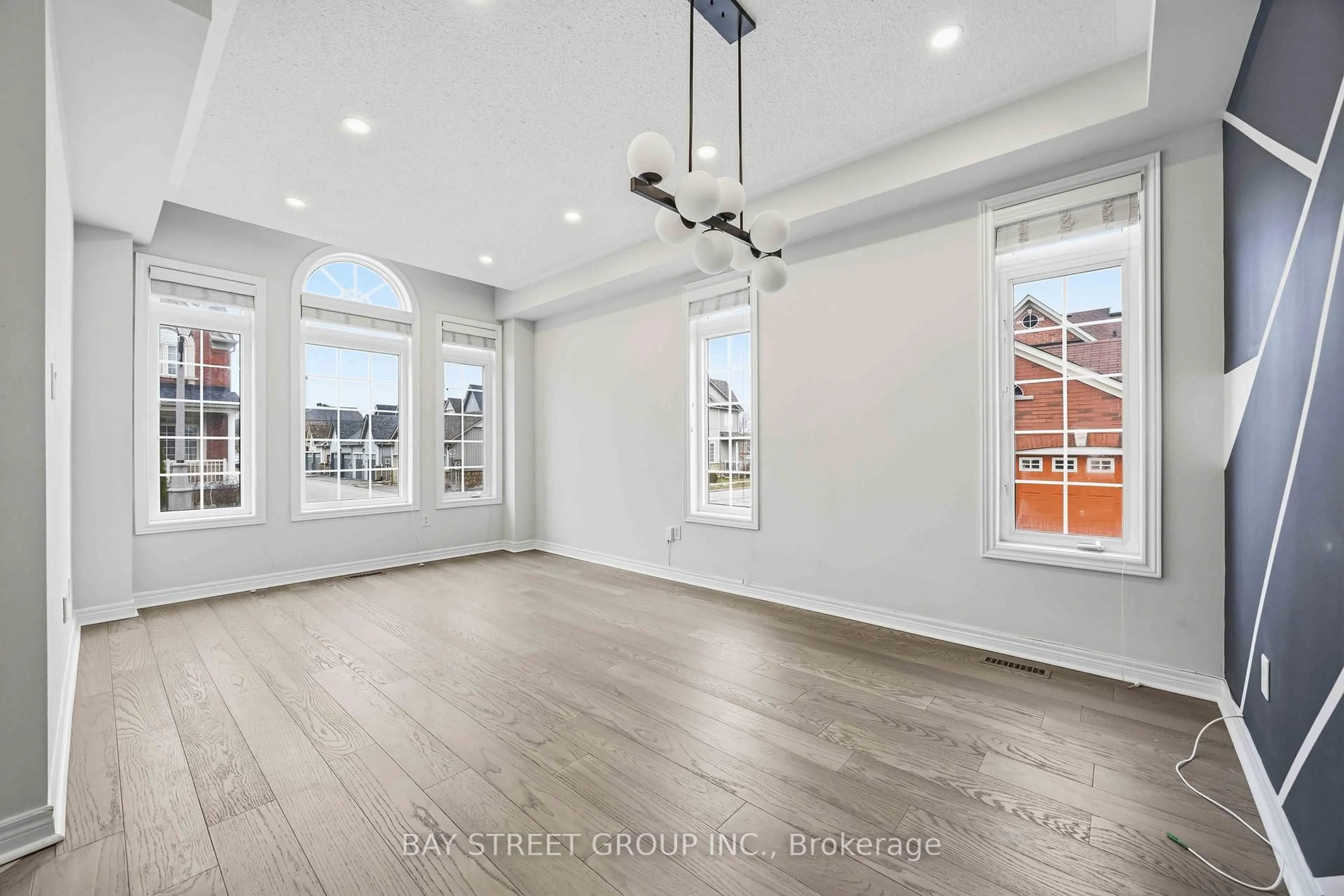 A pic of a room for 5 Tottenham Crt, Markham Ontario L6B 1H5