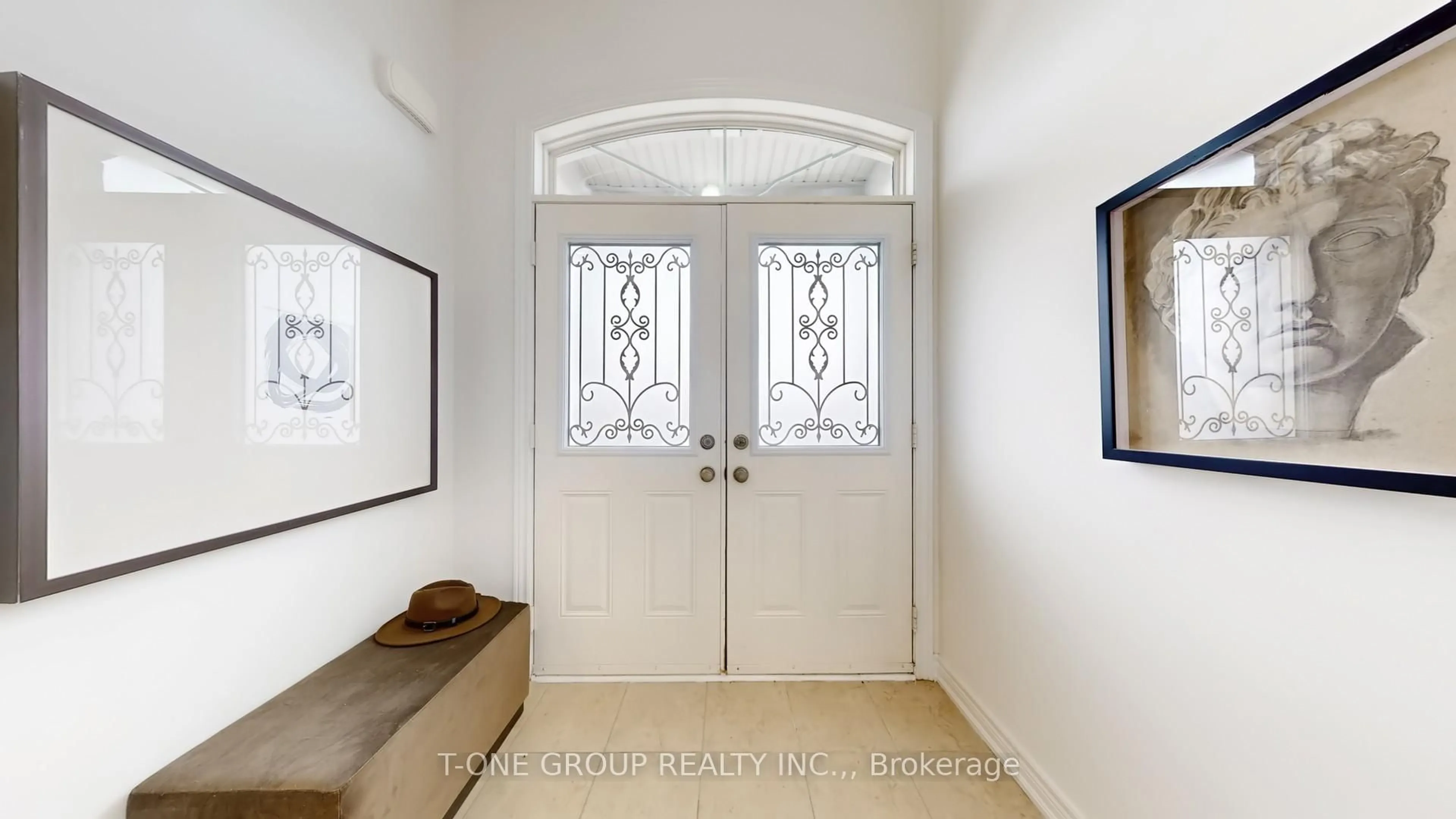 Indoor entryway for 88 Christian Ritter Dr, Markham Ontario L6C 0V9