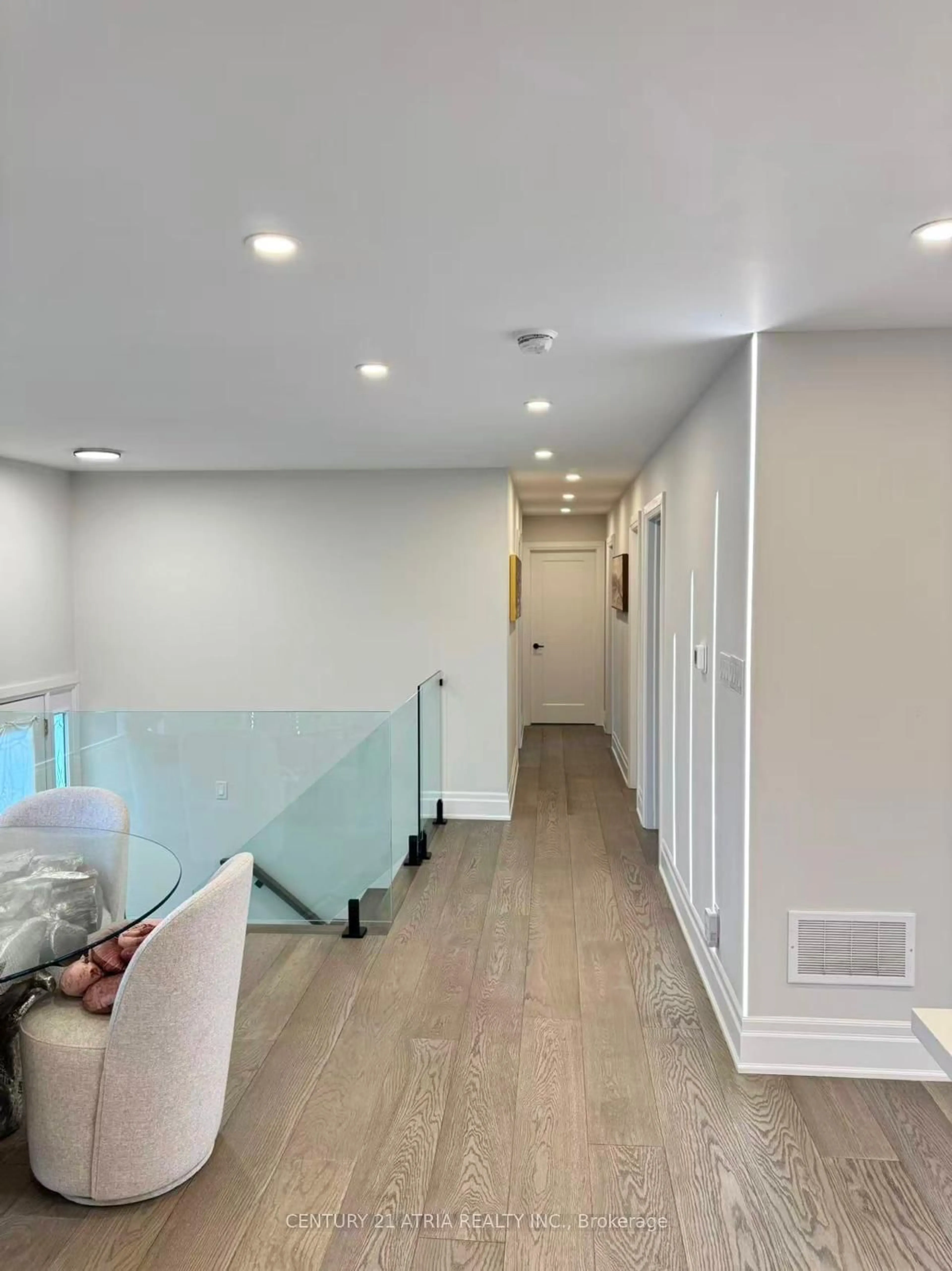 Unknown for 31 Sir Caradoc Pl, Markham Ontario L3P 2X5