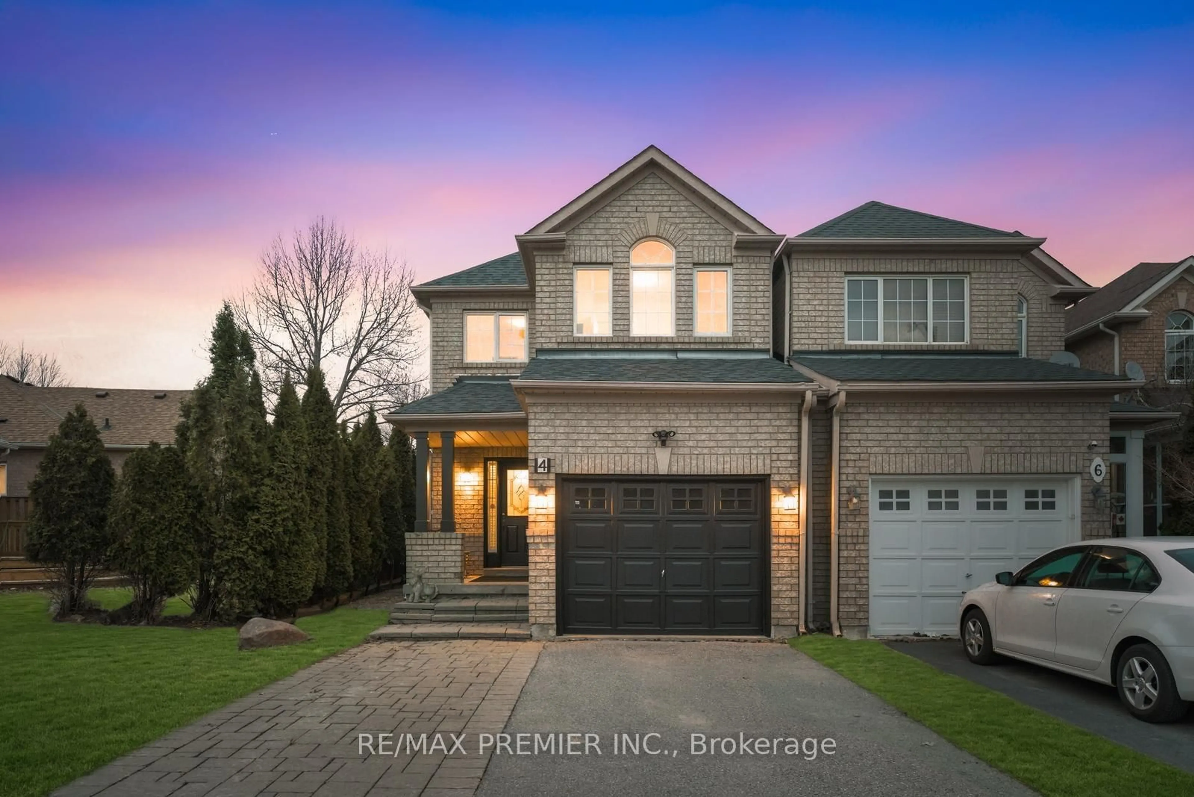 Home with brick exterior material, street for 4 Hacienda Dr, Richmond Hill Ontario L4E 3X1
