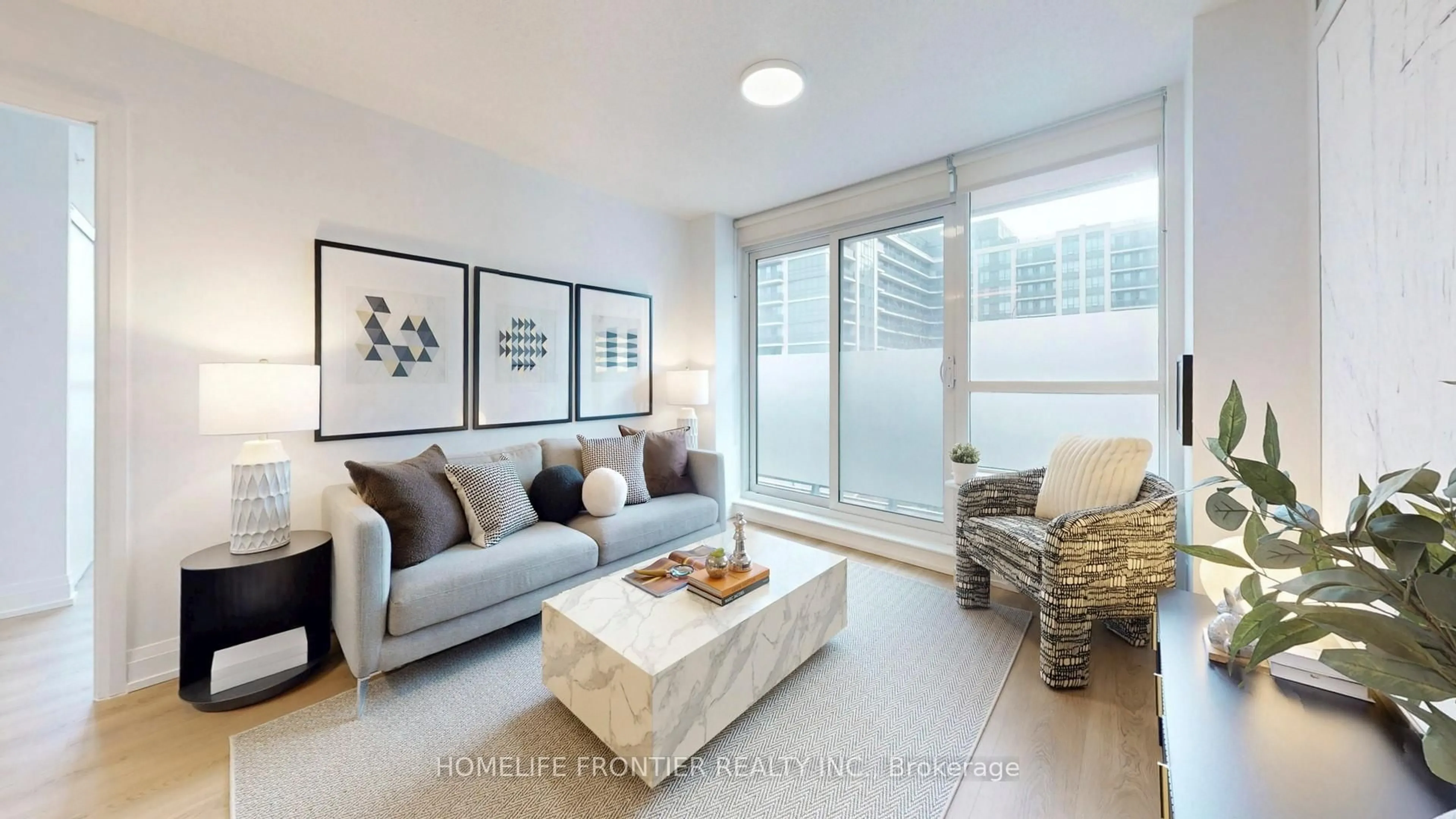 Living room with furniture, unknown for 370 Highway 7 #223, Richmond Hill Ontario L4B 0C4