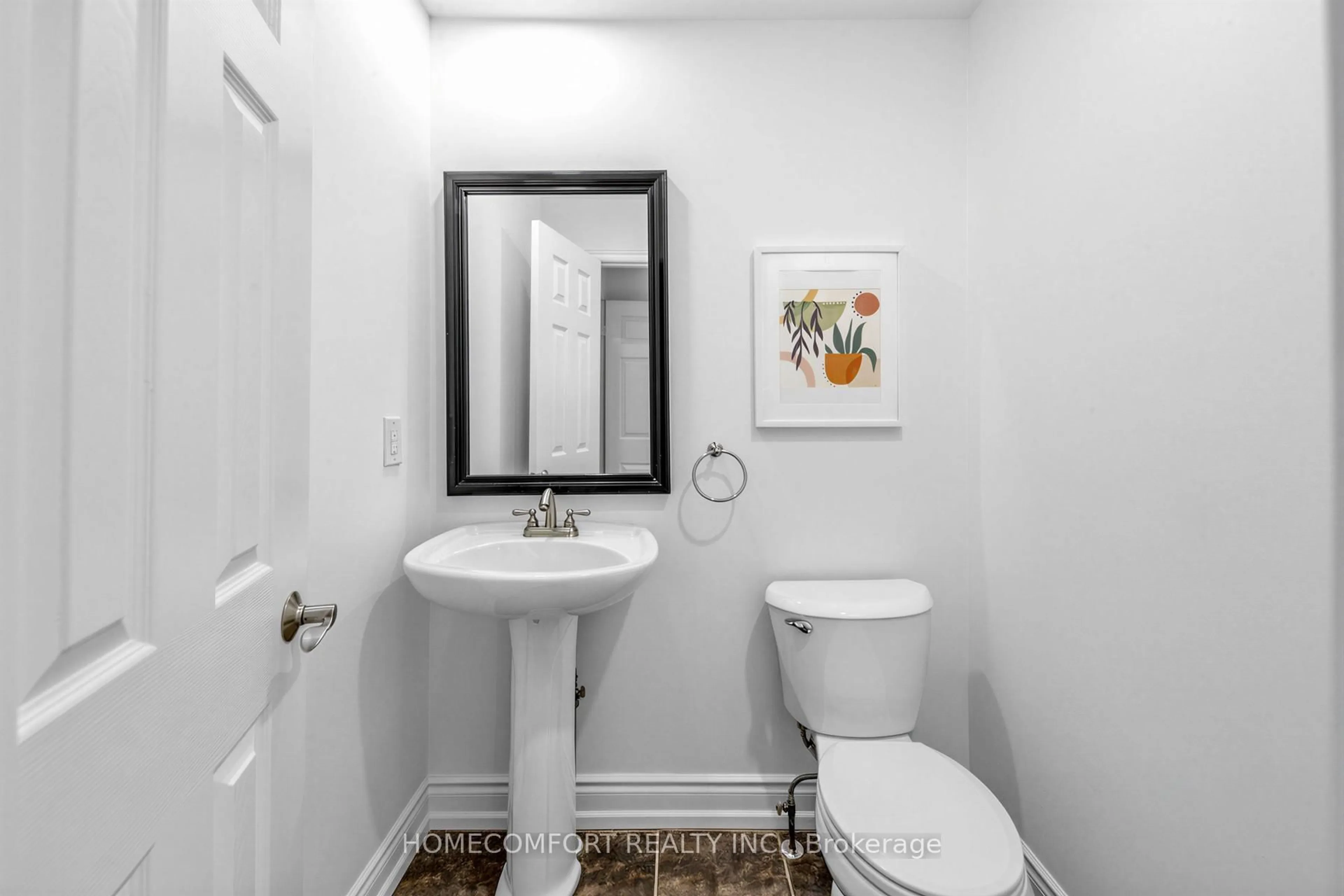 Standard bathroom, ceramic/tile floor for 52 Victoria Wood Ave, Markham Ontario L6E 1K1